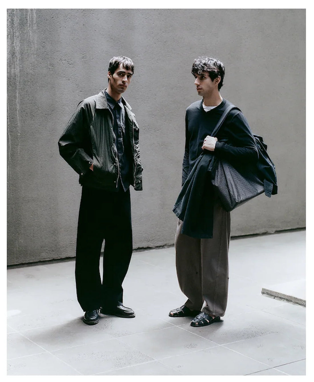 Observe — Minimalism in Motion