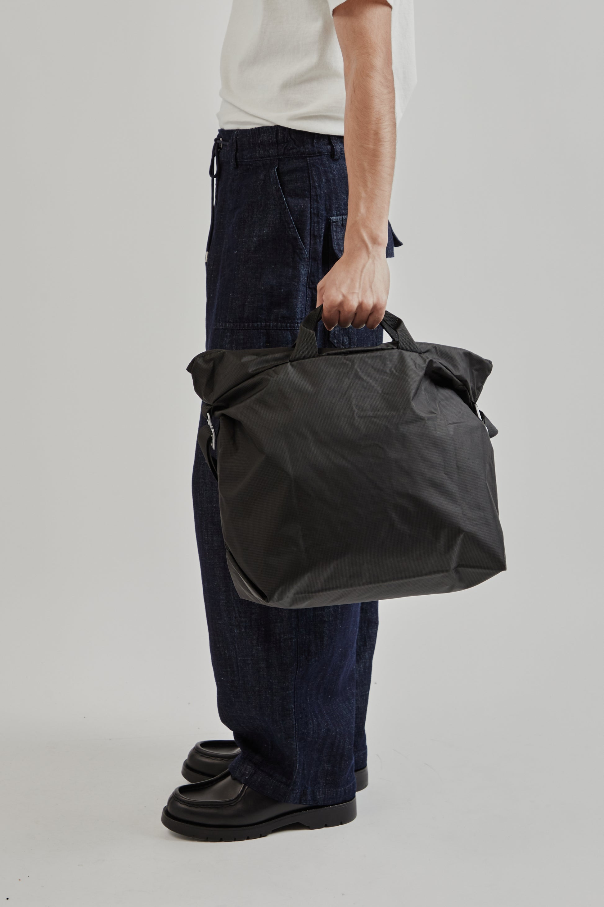 Adsum SS25 Classic Zip Tote Nylon Black Herringbone 3