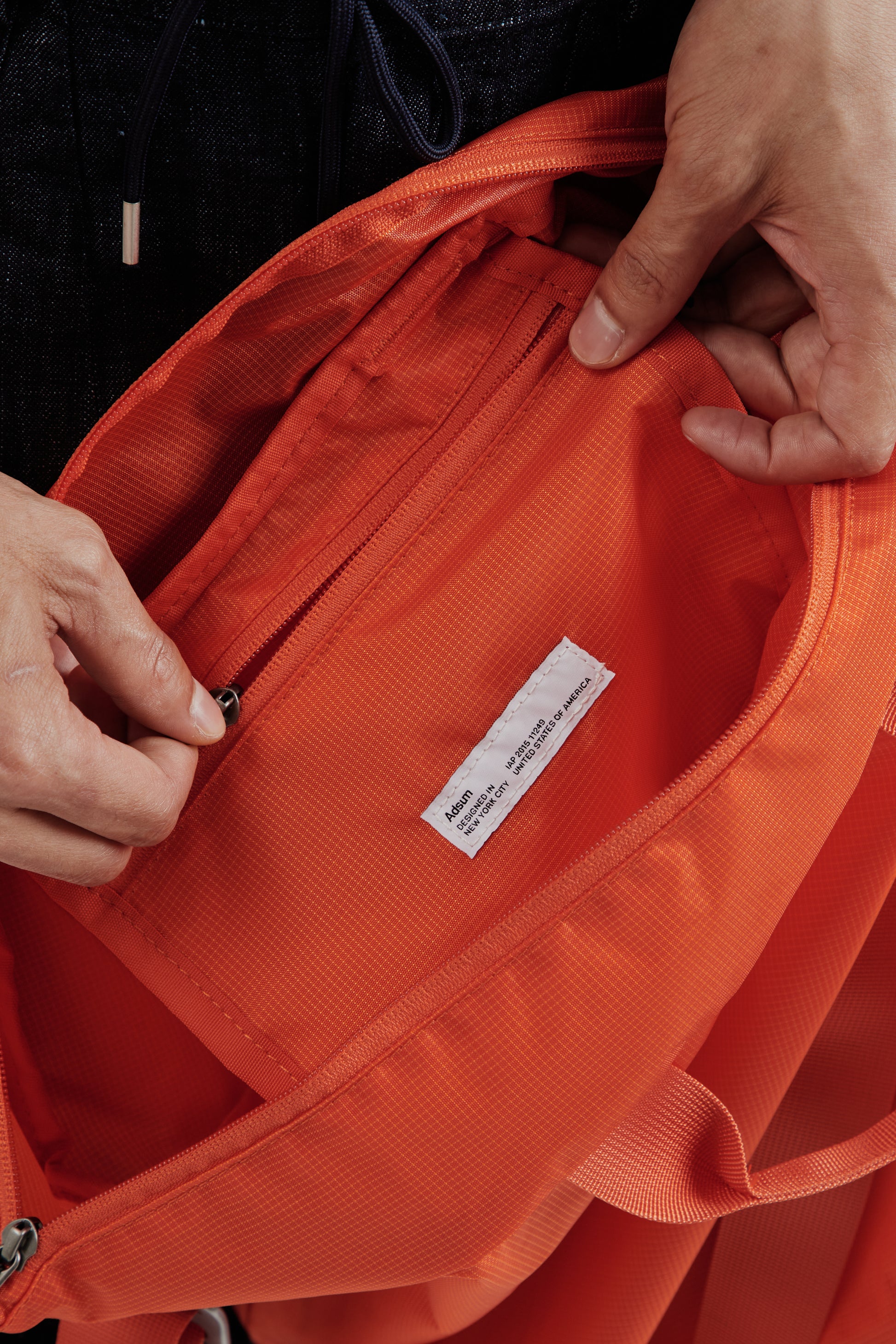 Adsum SS25 Zip Tote Nylon Orange 7