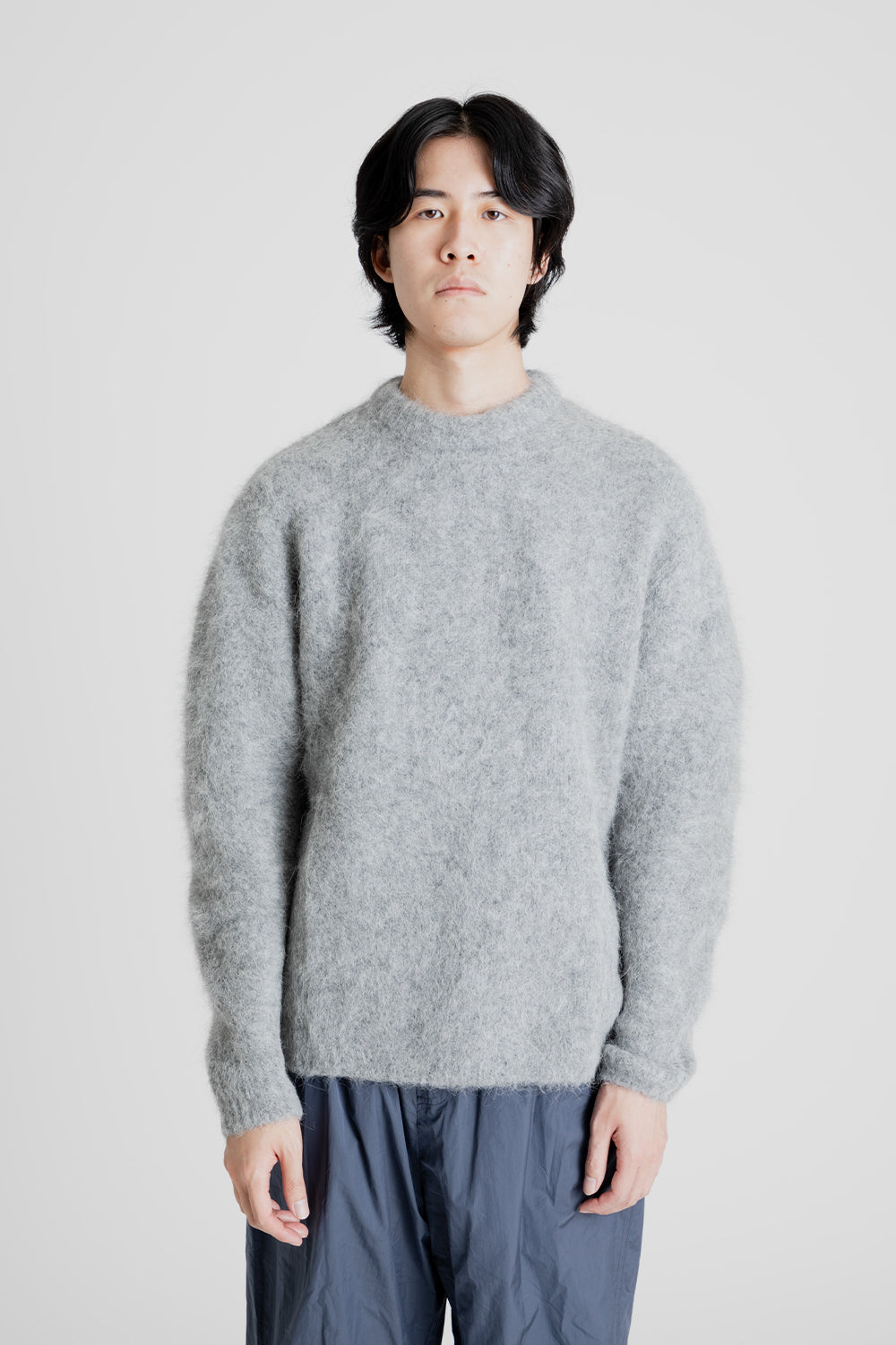 Amomento Alpaca Round Neck Pullover in Charcoal | Wallace
