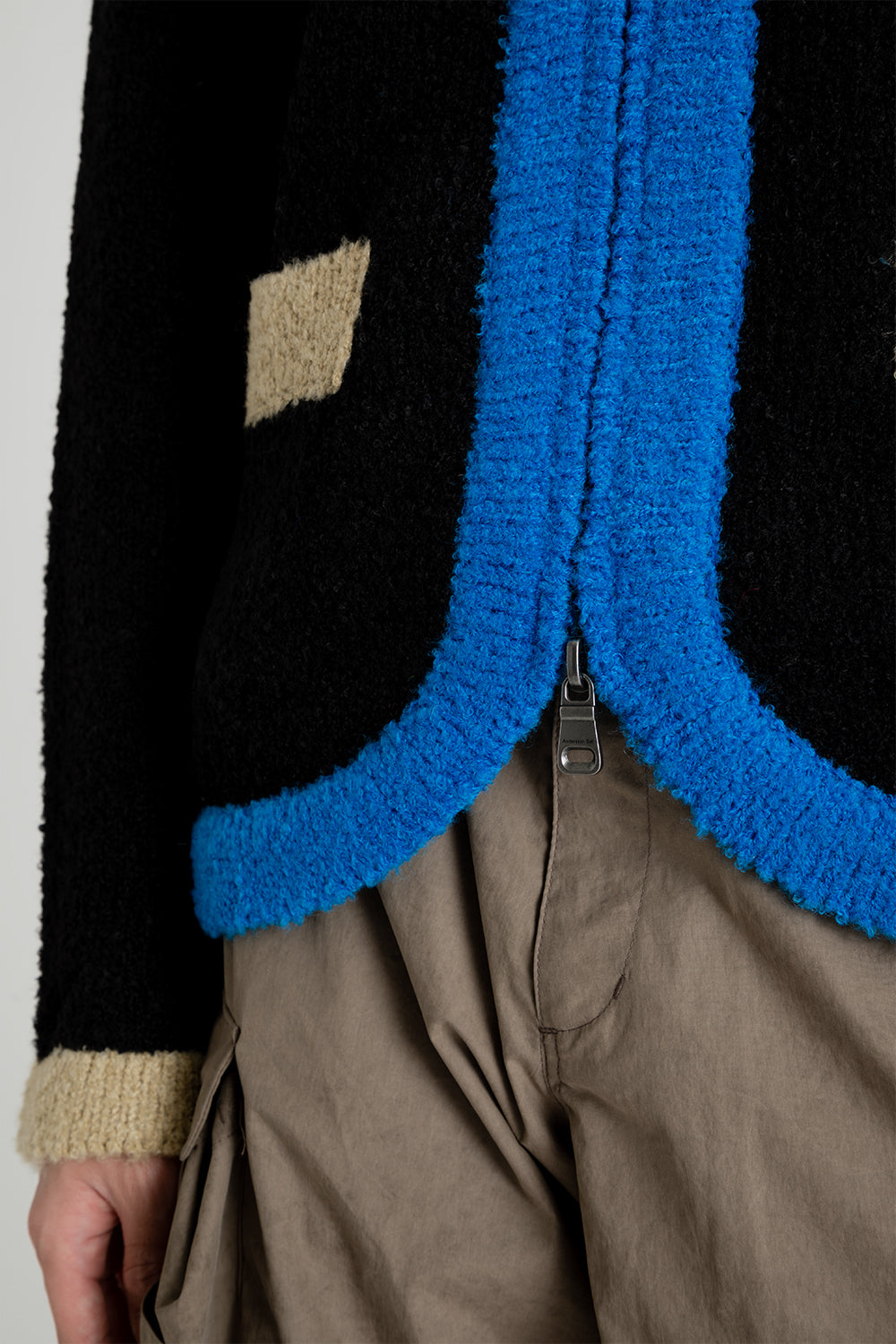 Andersson Bell Collar Zip Knit Cardigan in Black