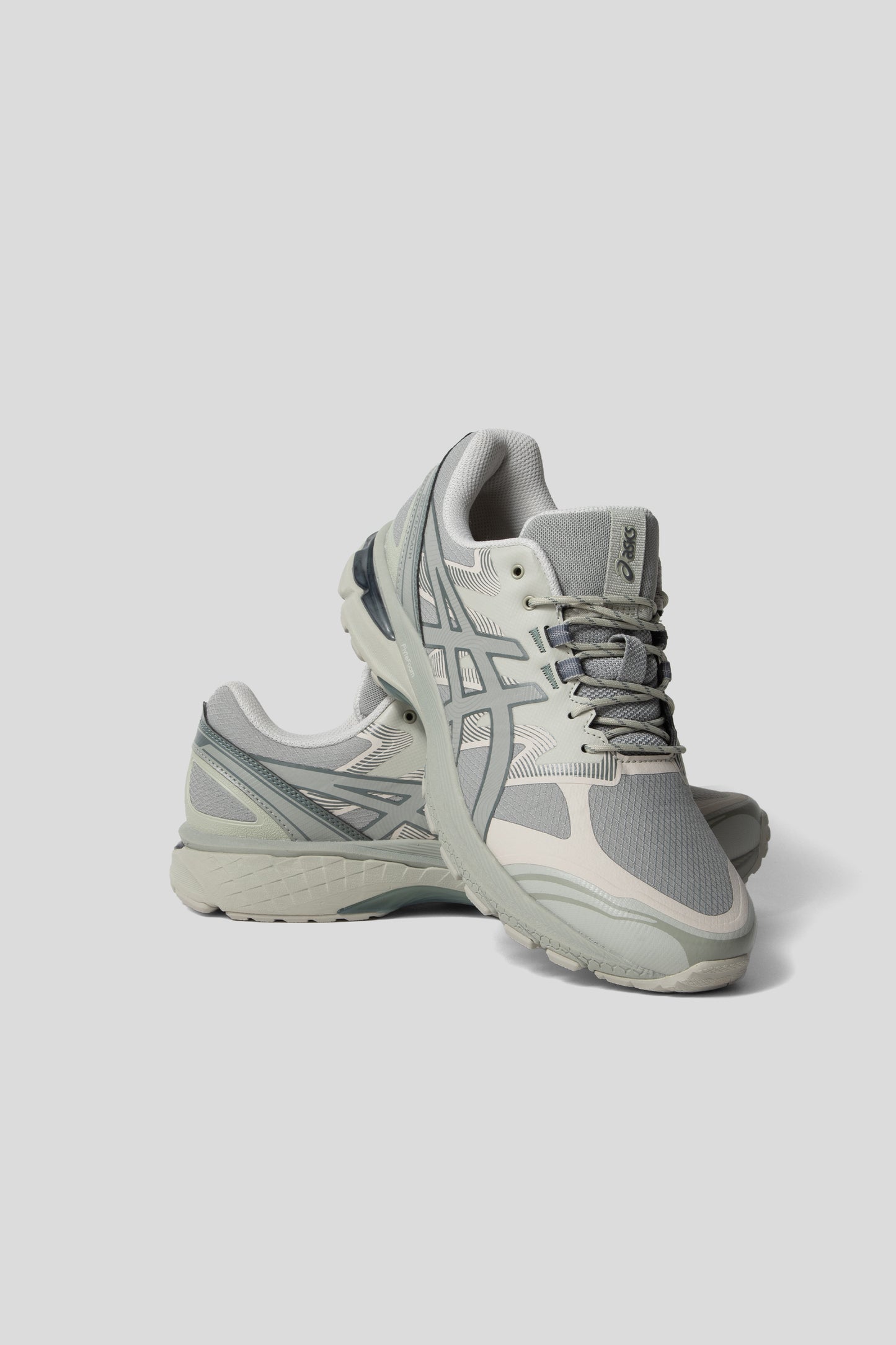 Asics Gel-Terrain in Seal Grey/Seal Grey