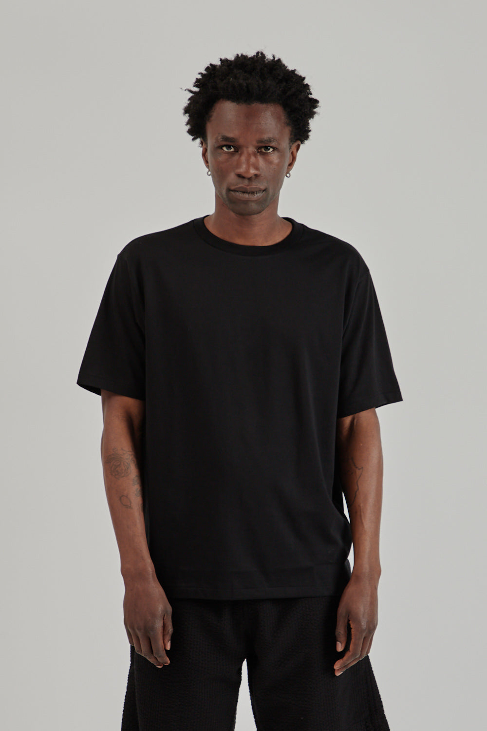 Batoner SS25 Royal Organic Cotton T Shirt Black 03