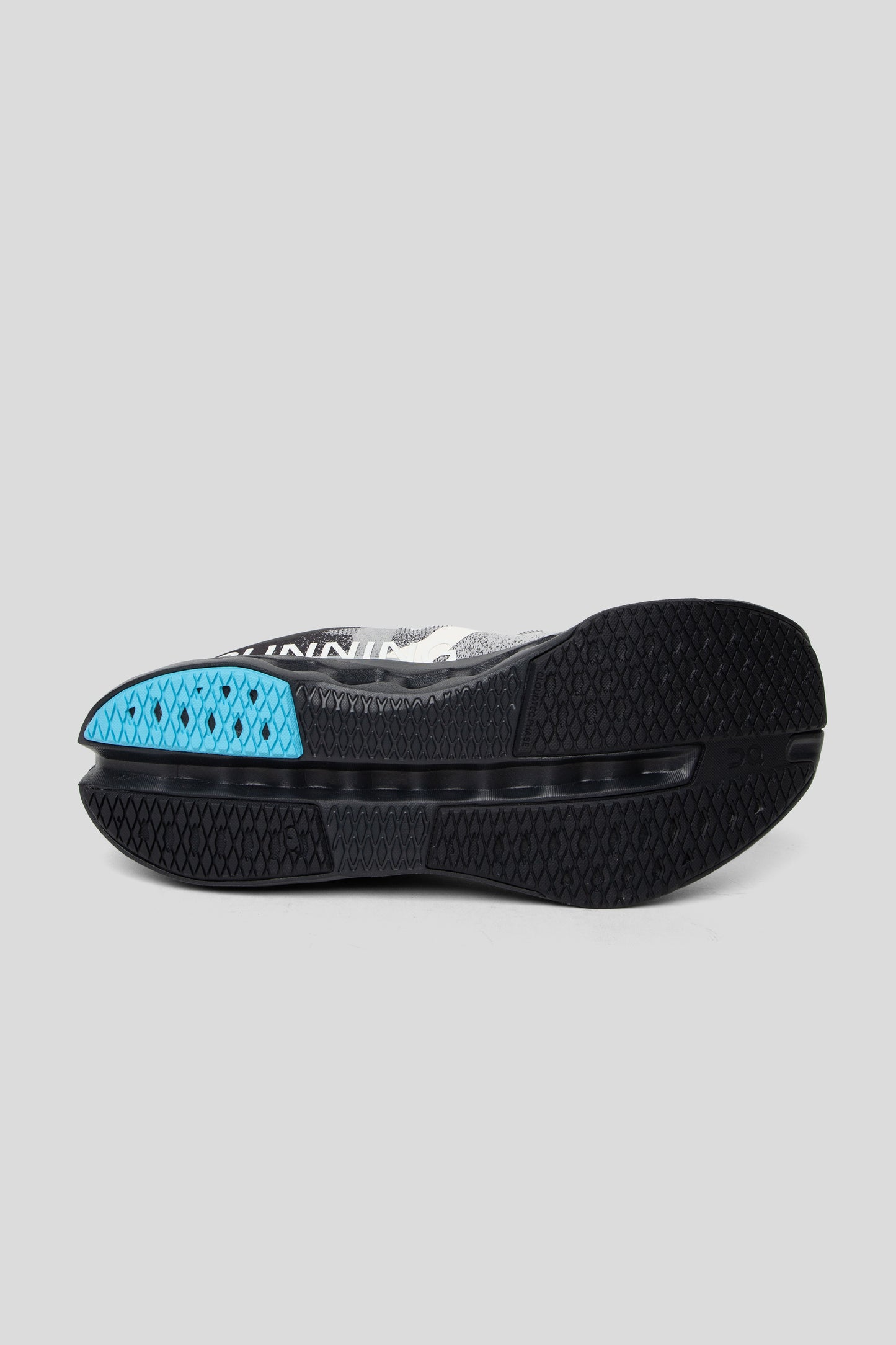 Cloudsurfer Next Black Dew 6