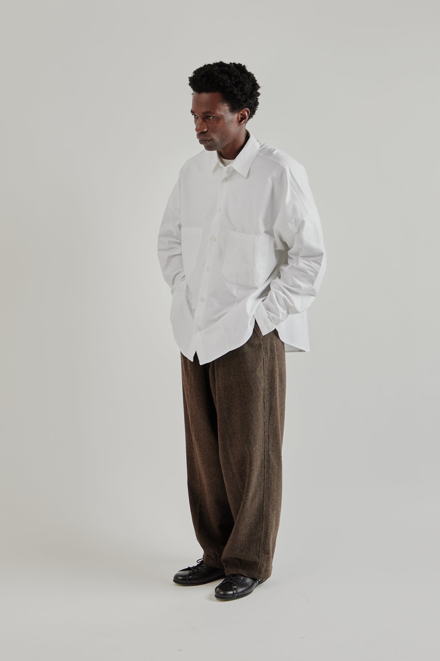 Estudio Niksen FW25 Dart Oxford Shirt White10