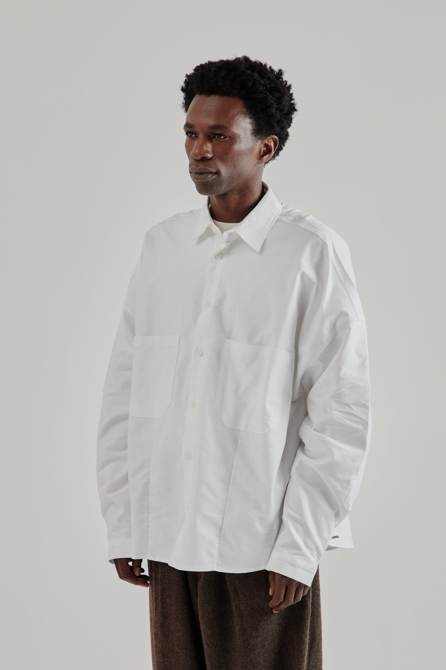 Estudio Niksen FW25 Dart Oxford Shirt White3