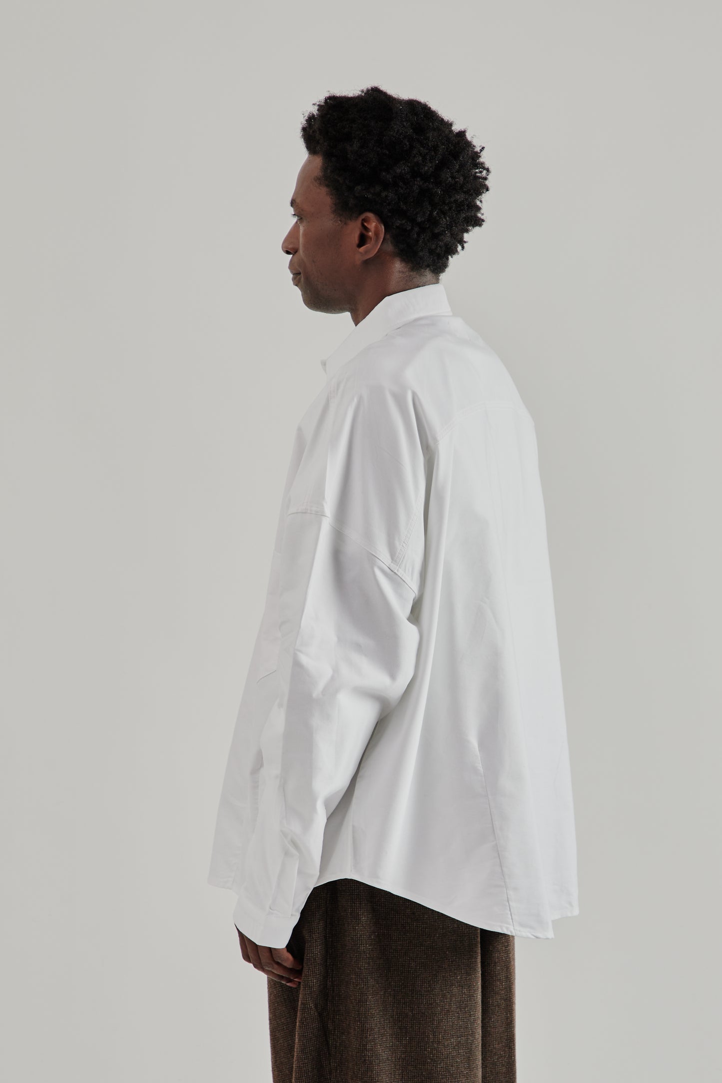 Estudio Niksen FW25 Dart Oxford Shirt White4