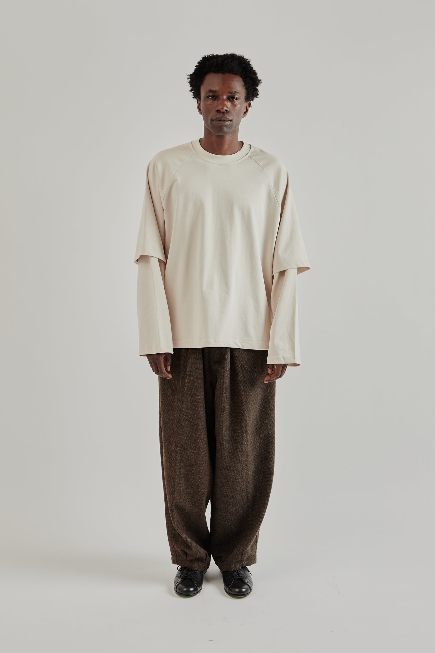Estudio Niksen FW25 Longsleeve Layered Tee Off White1