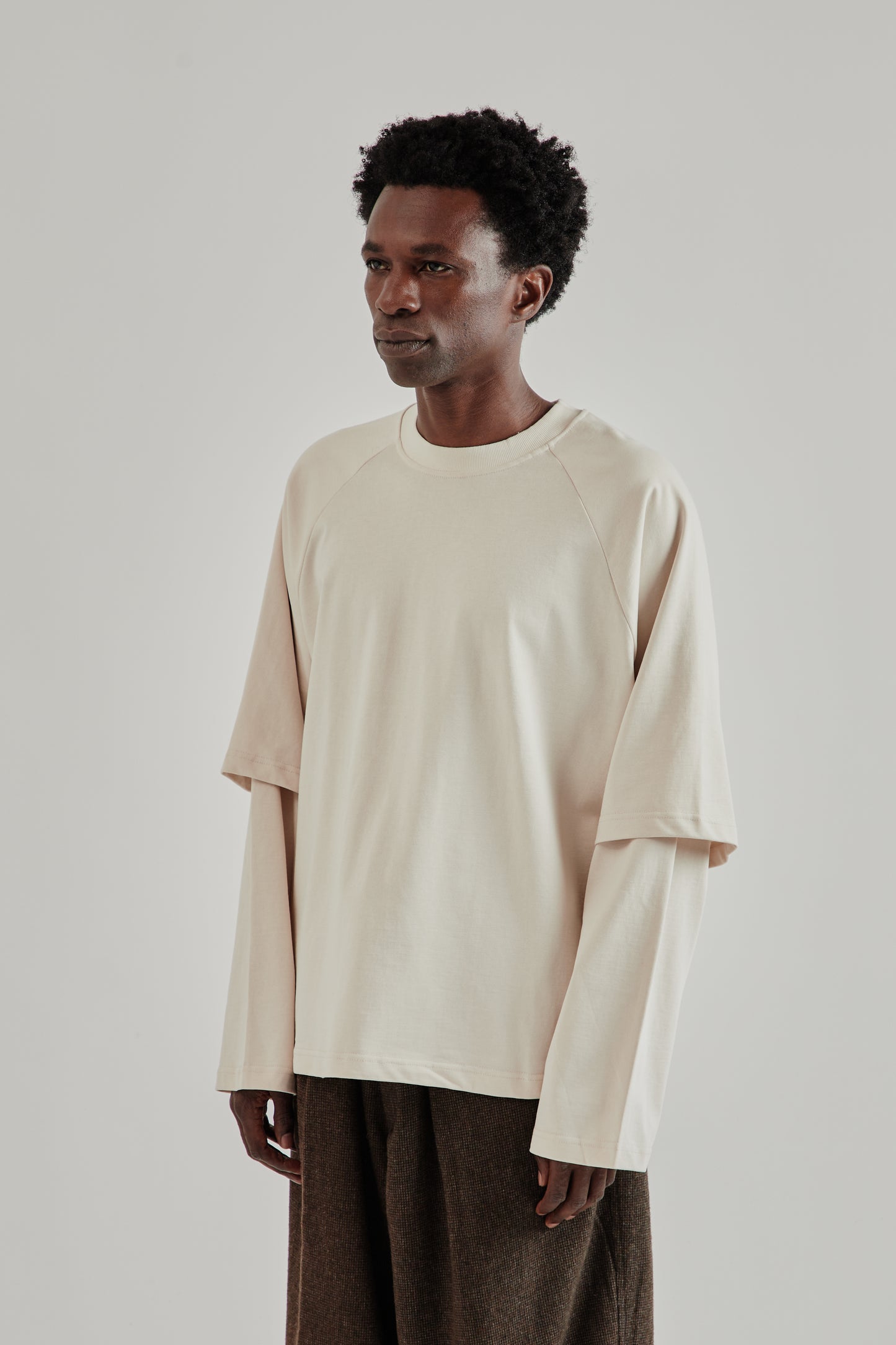 Estudio Niksen FW25 Longsleeve Layered Tee Off White3