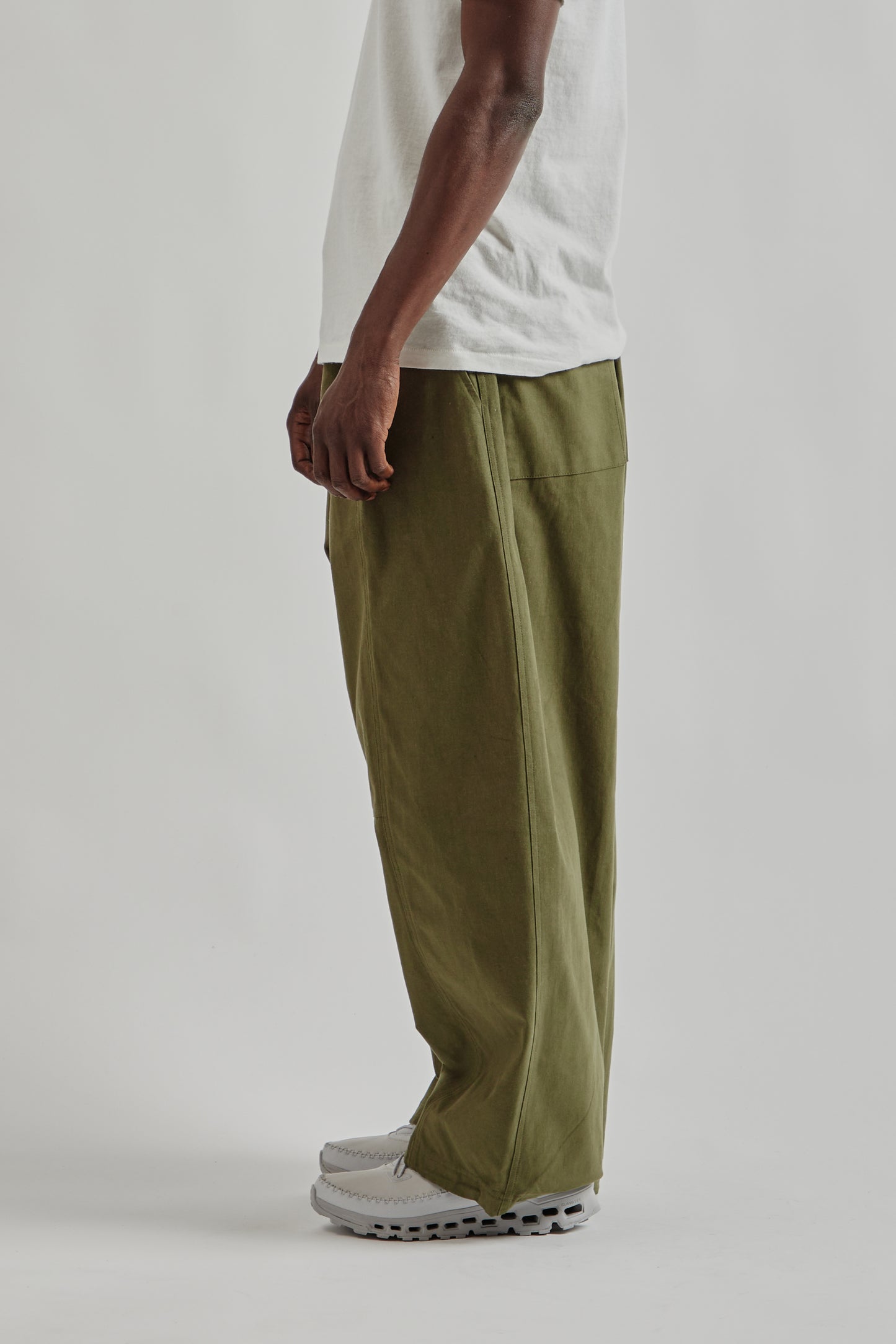 Estudio Niksen FW25 Panelled Balloon Pants Khaki 25