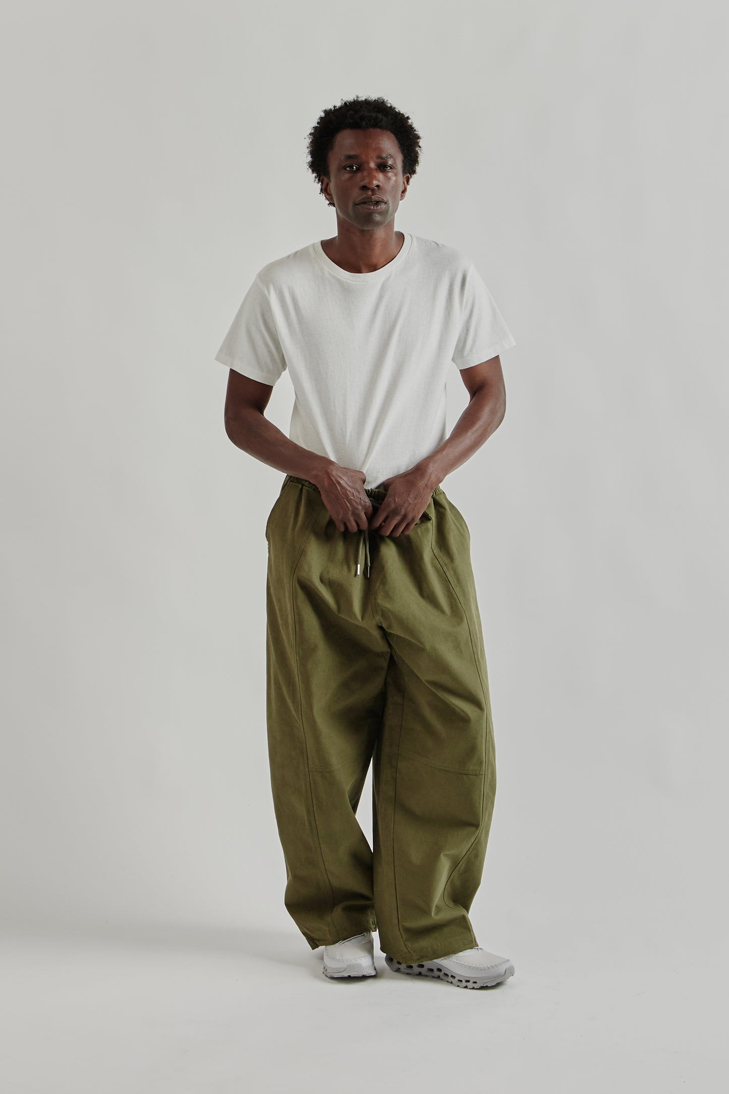 Estudio Niksen FW25 Panelled Balloon Pants Khaki 34