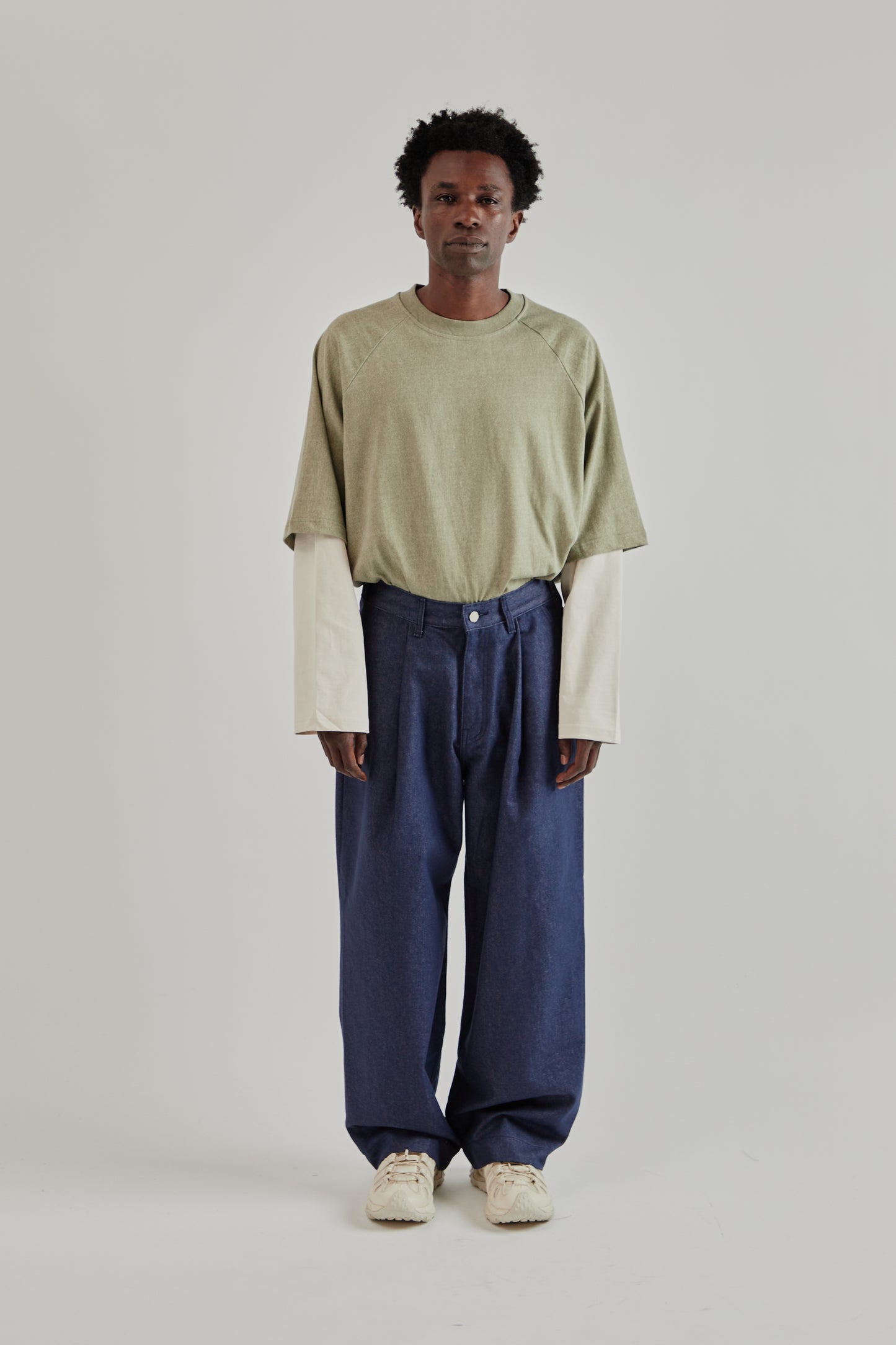 Estudio Niksen FW25 Pintuck Wide Jeans Indigo1