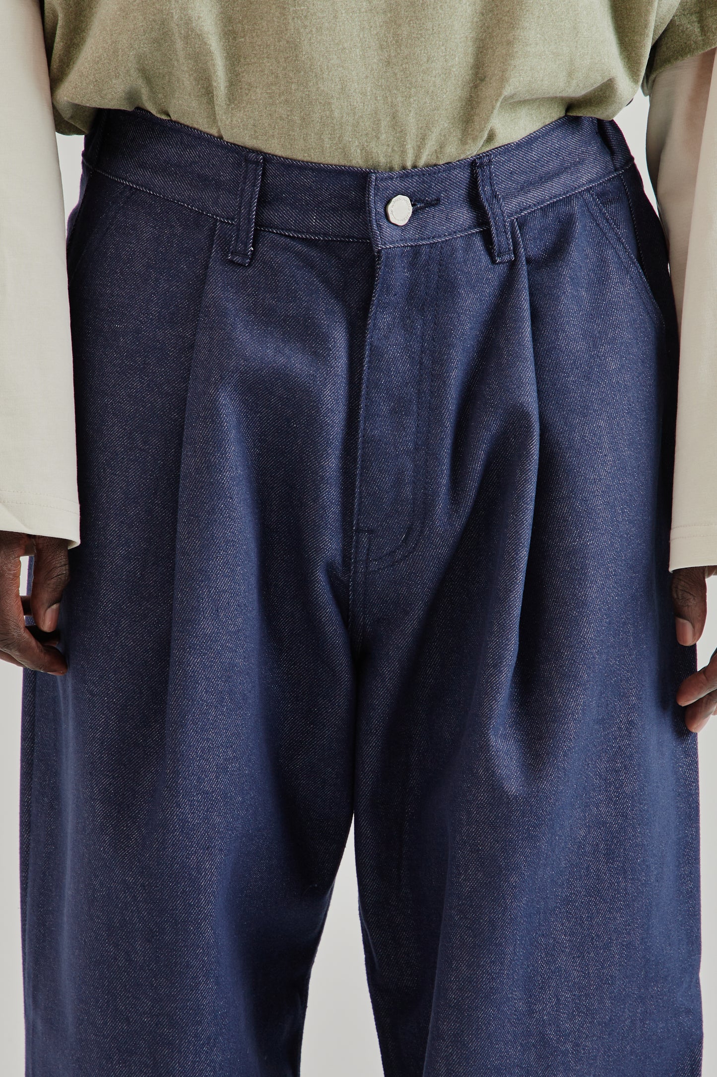 Estudio Niksen FW25 Pintuck Wide Jeans Indigo6