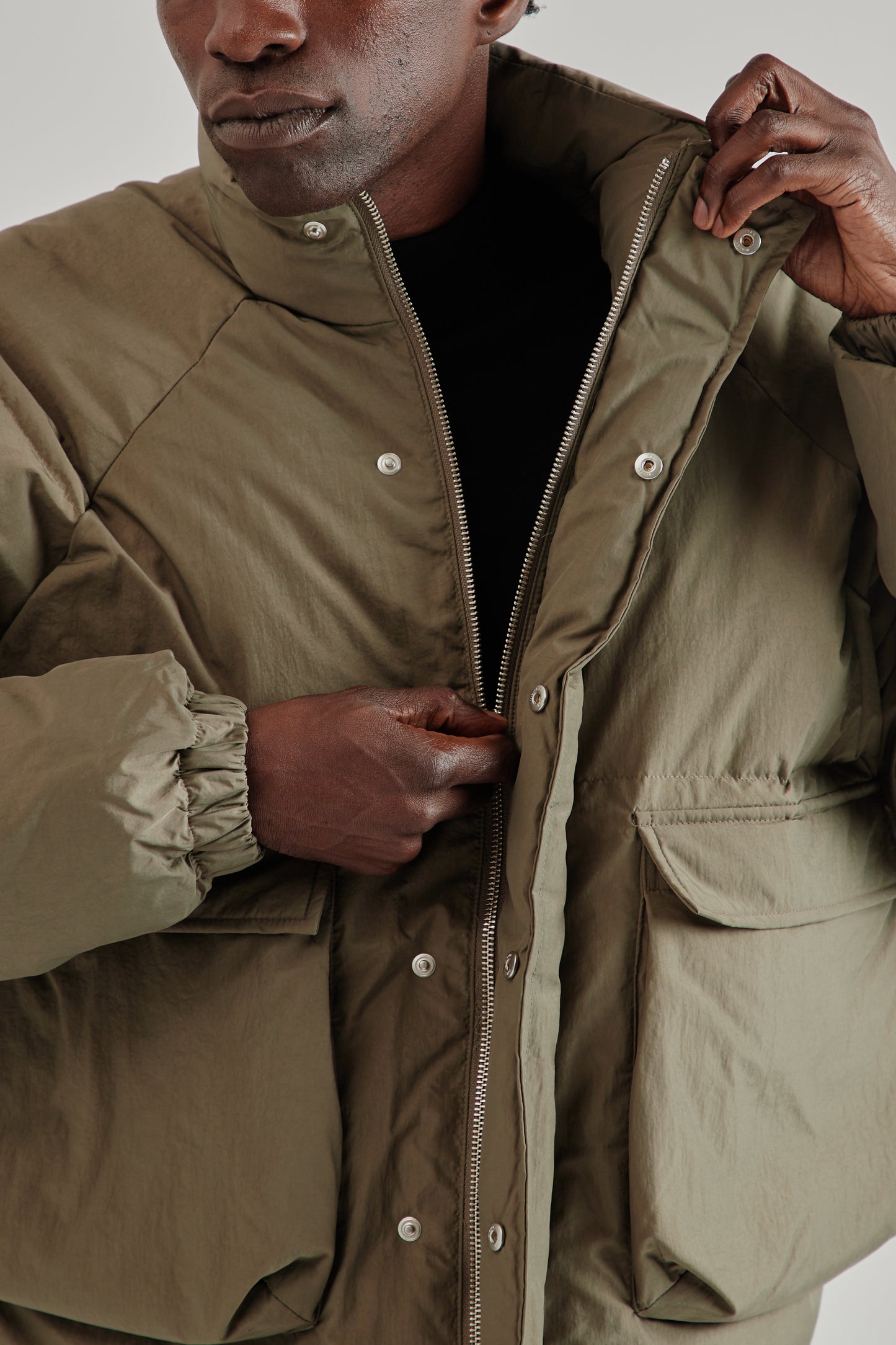 Estudio Niksen FW25 Raglan Puffer Jacket Beige12