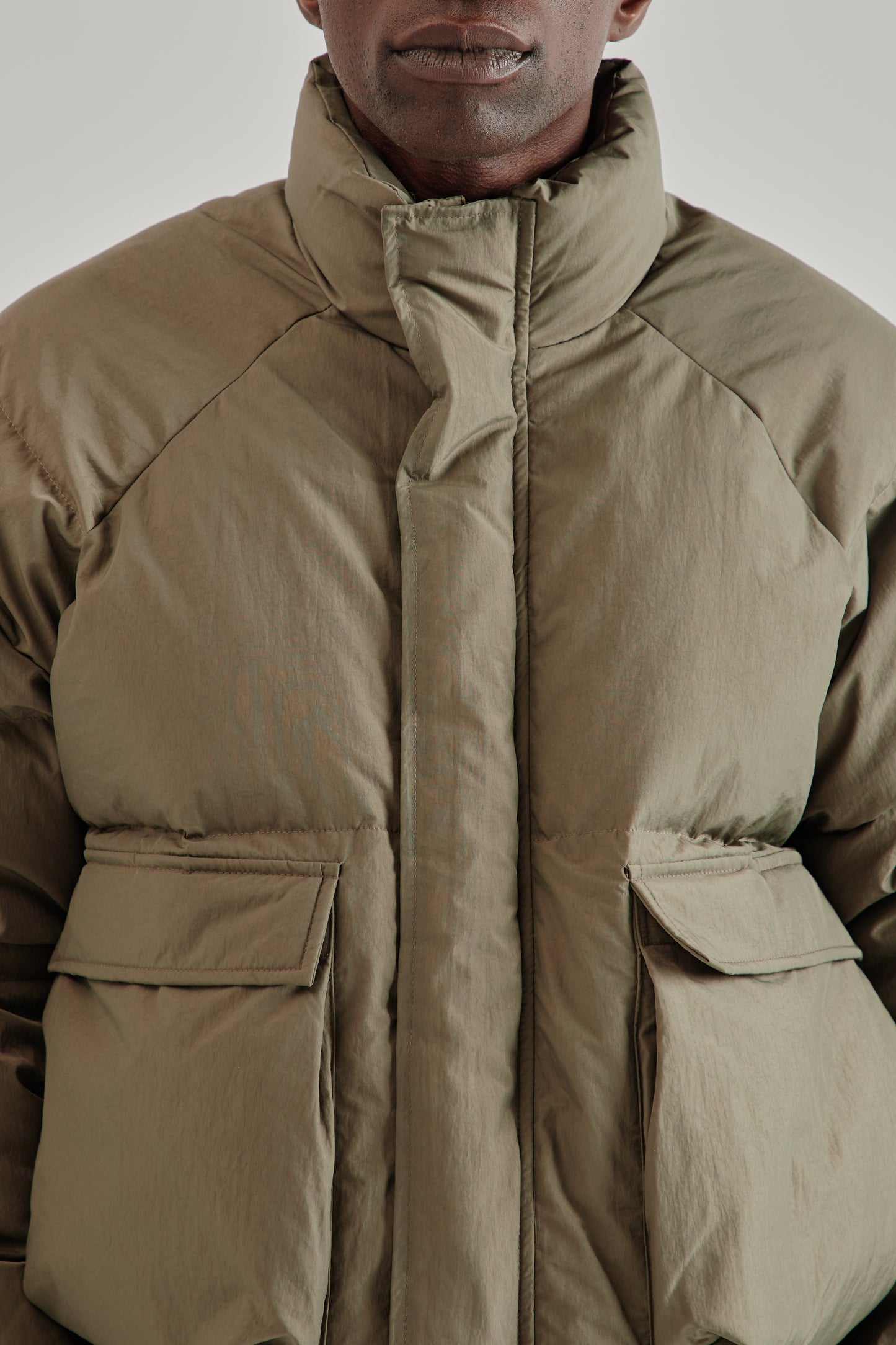 Estudio Niksen FW25 Raglan Puffer Jacket Beige6