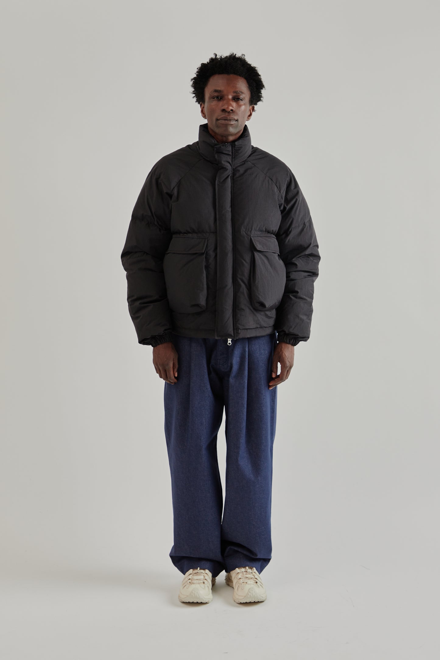 Estudio Niksen FW25 Raglan Puffer Jacket Black1