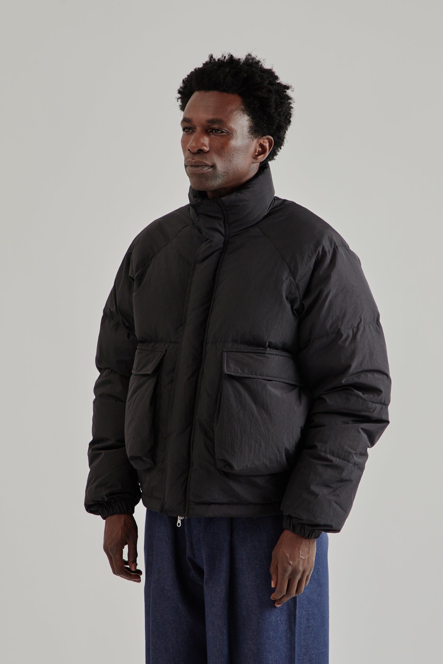 Estudio Niksen FW25 Raglan Puffer Jacket Black3
