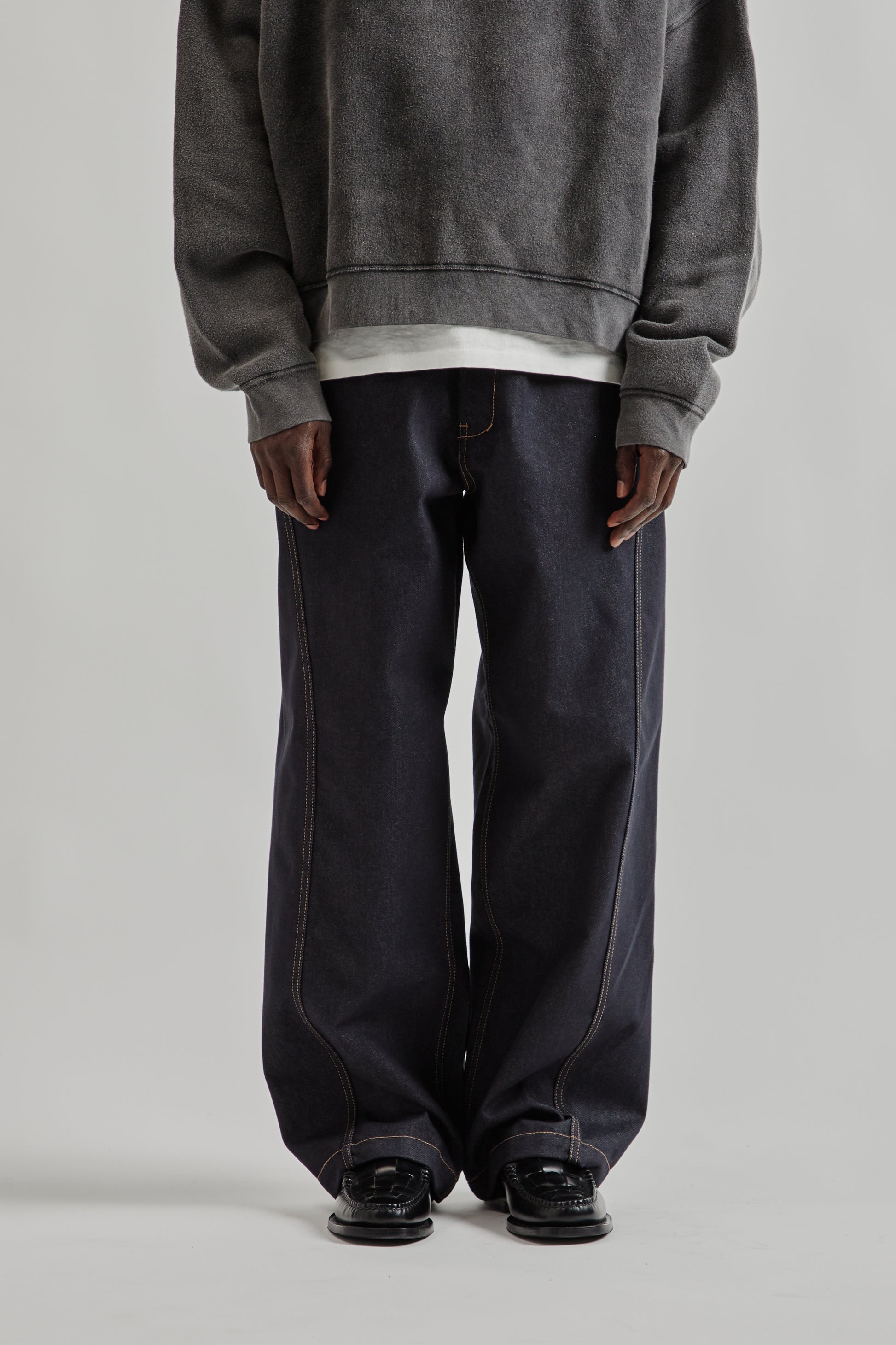 Estudio Niksen FW25 Raw Denim In-Stitch Jeans Indigo 2