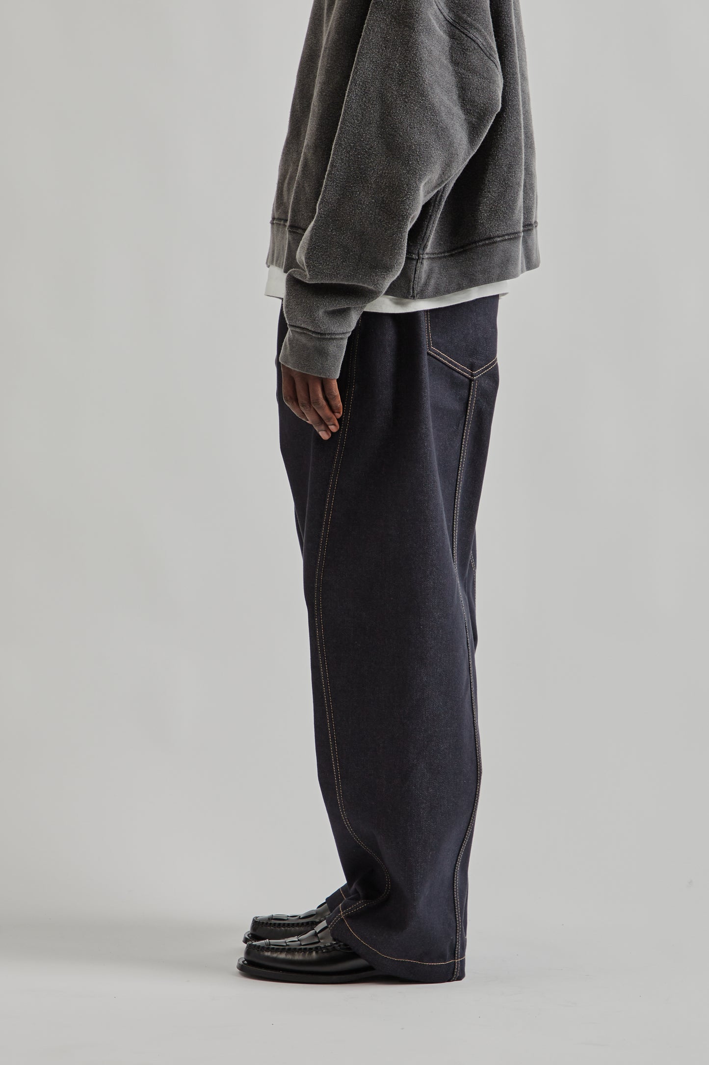 Estudio Niksen FW25 Raw Denim In-Stitch Jeans Indigo 3