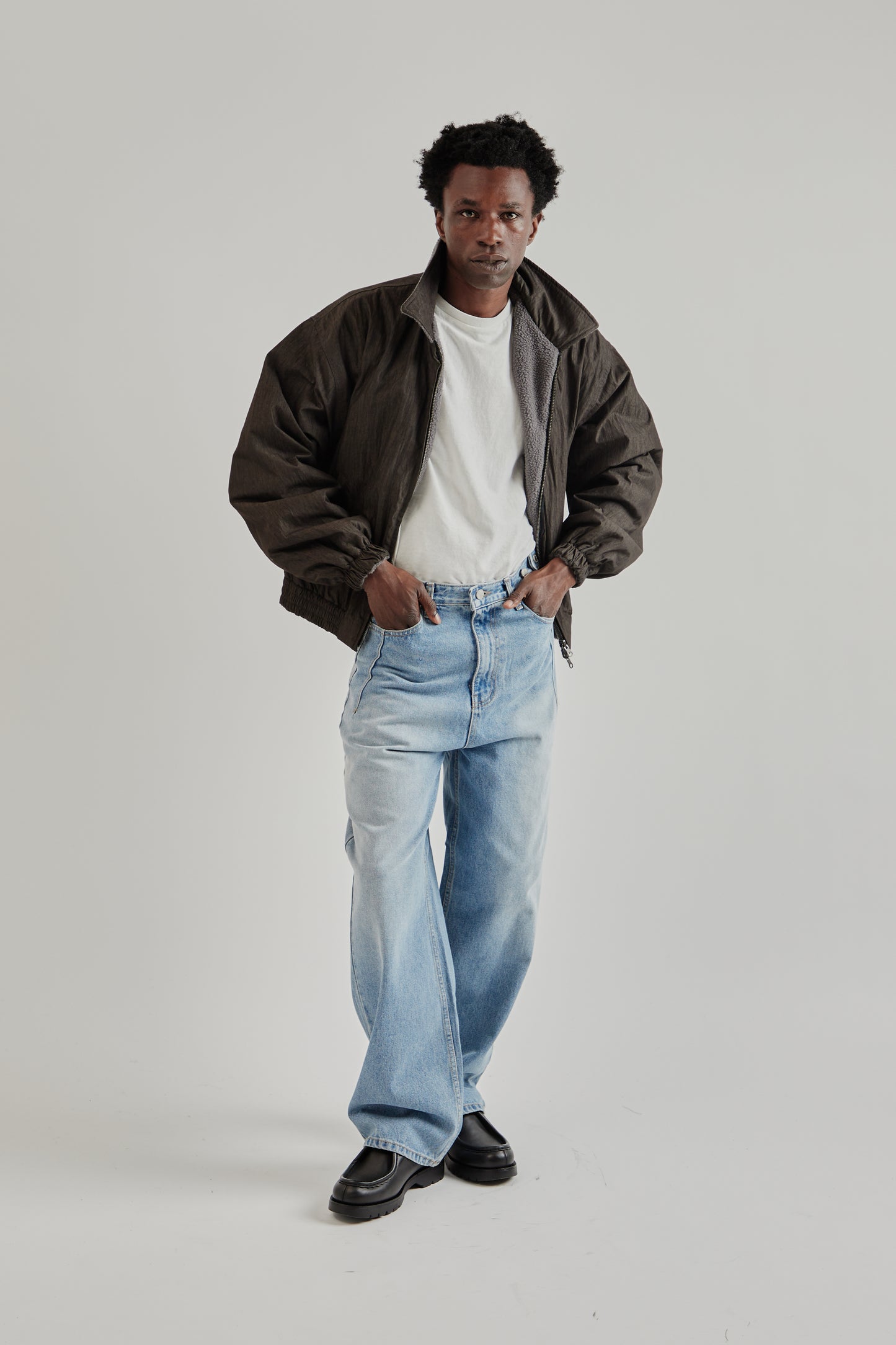Estudio Niksen FW25 Reversible Bomber Jacket Grey12