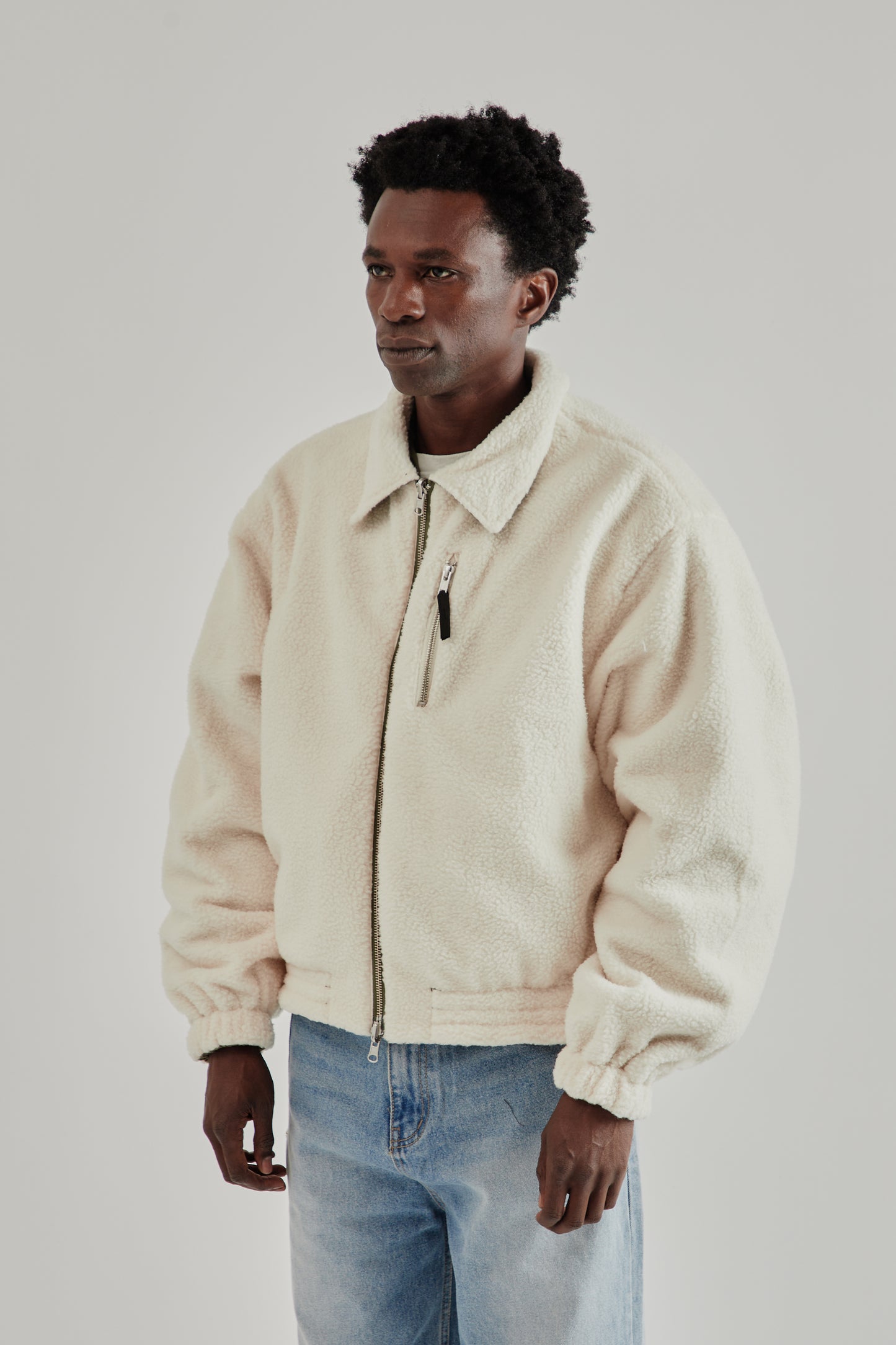 Estudio Niksen FW25 Reversible Bomber Jacket Khaki12