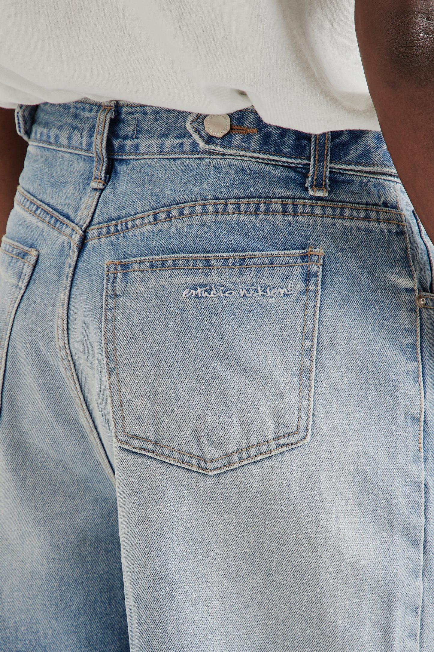 Estudio Niksen FW25 Side-Button Denim Jeans Blue6