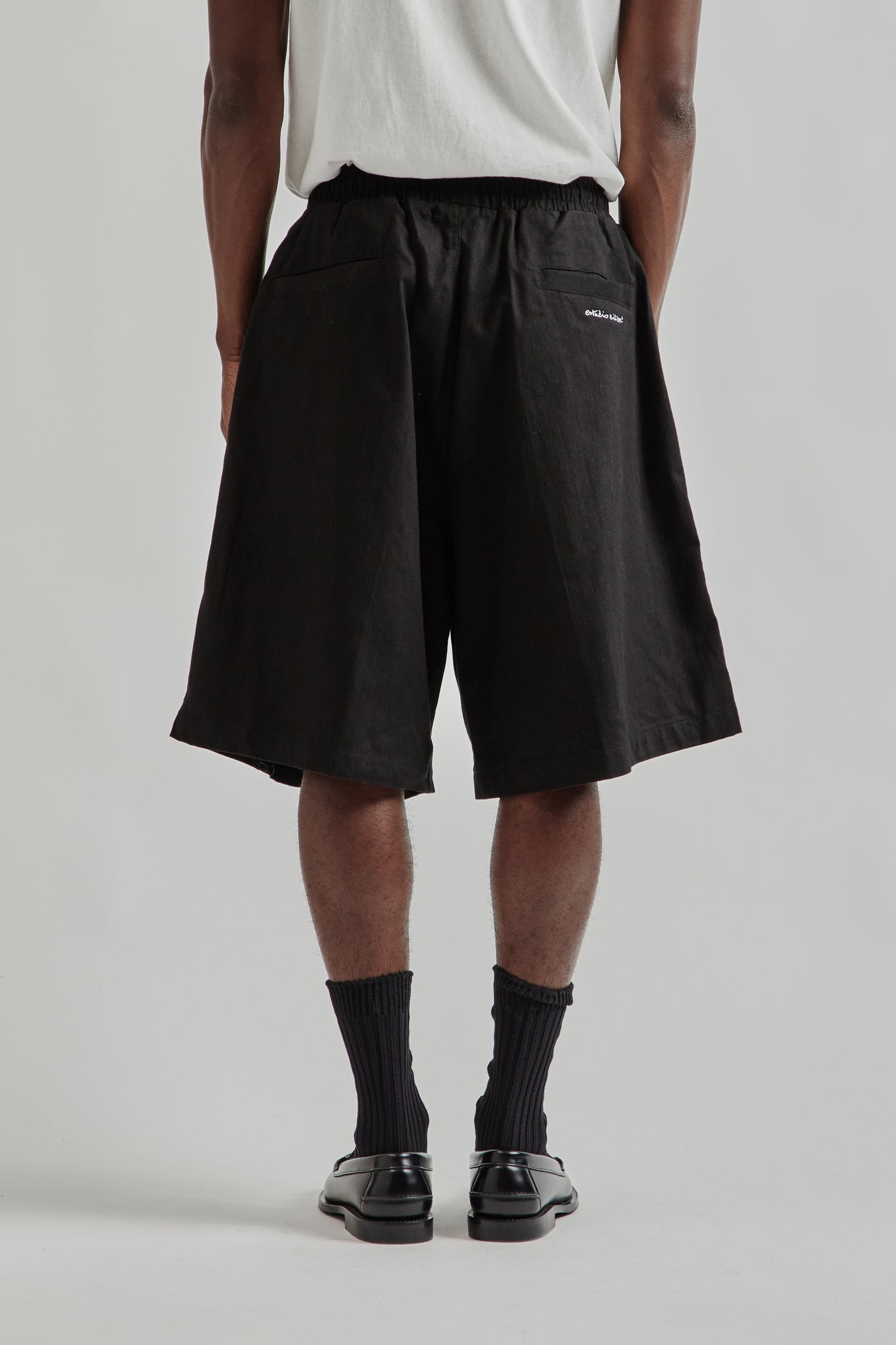 Estudio Niksen FW25 Stopper Balloon Bermudas Black 4