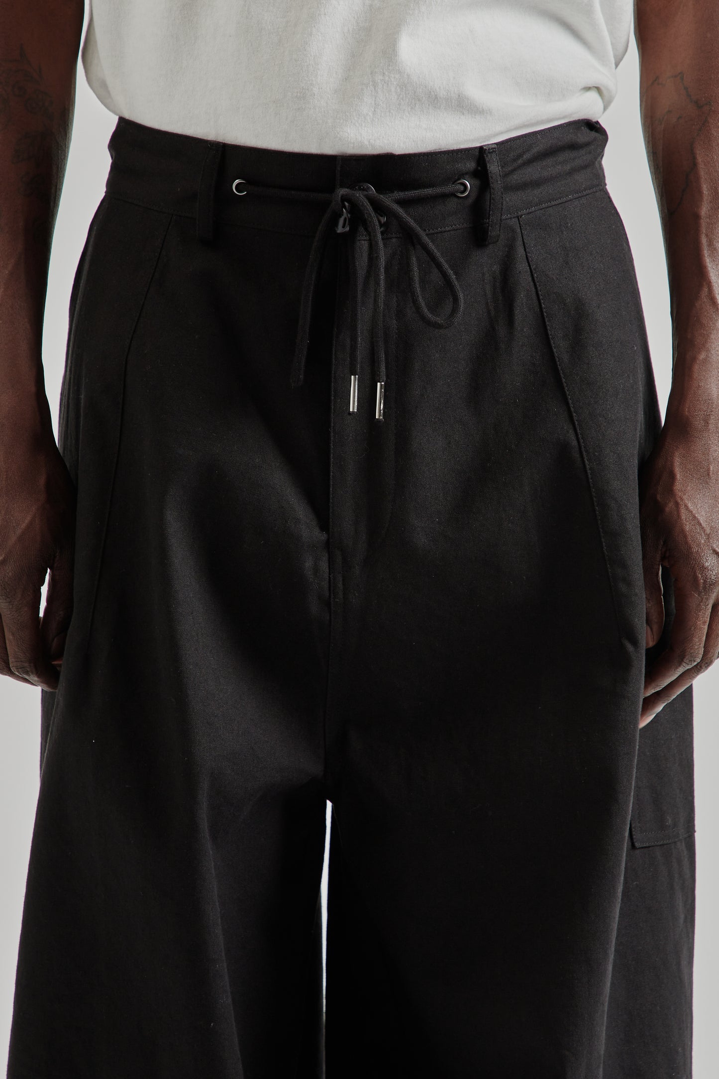 Estudio Niksen FW25 Stopper Balloon Trousers Black 12