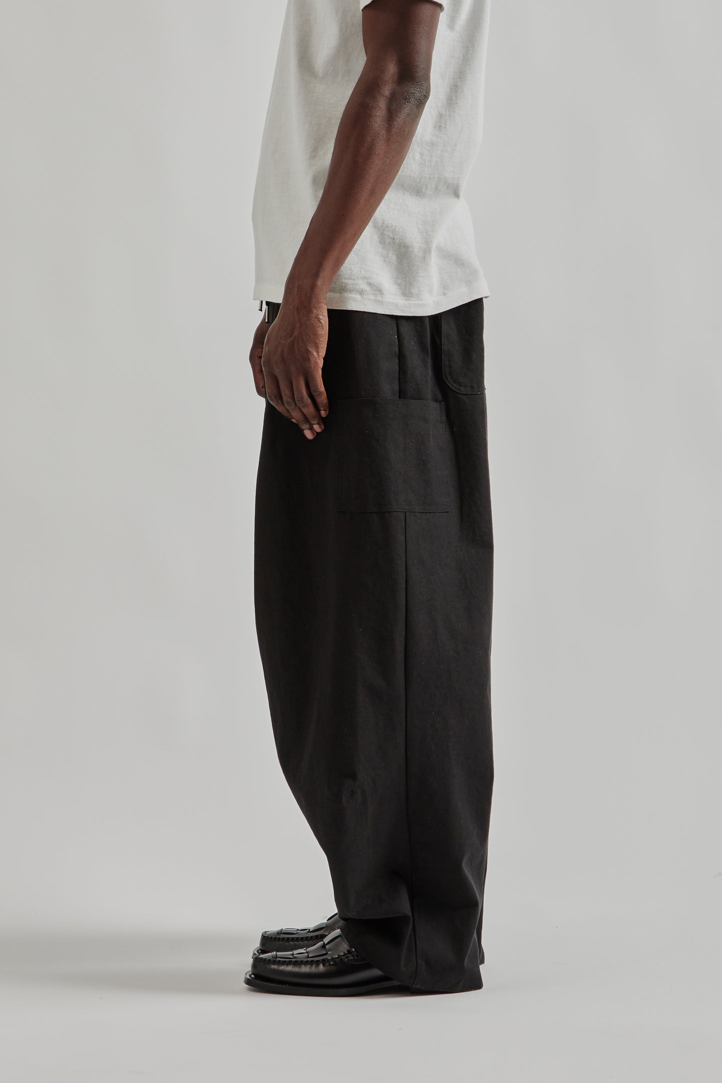 Estudio Niksen FW25 Stopper Balloon Trousers Black 3