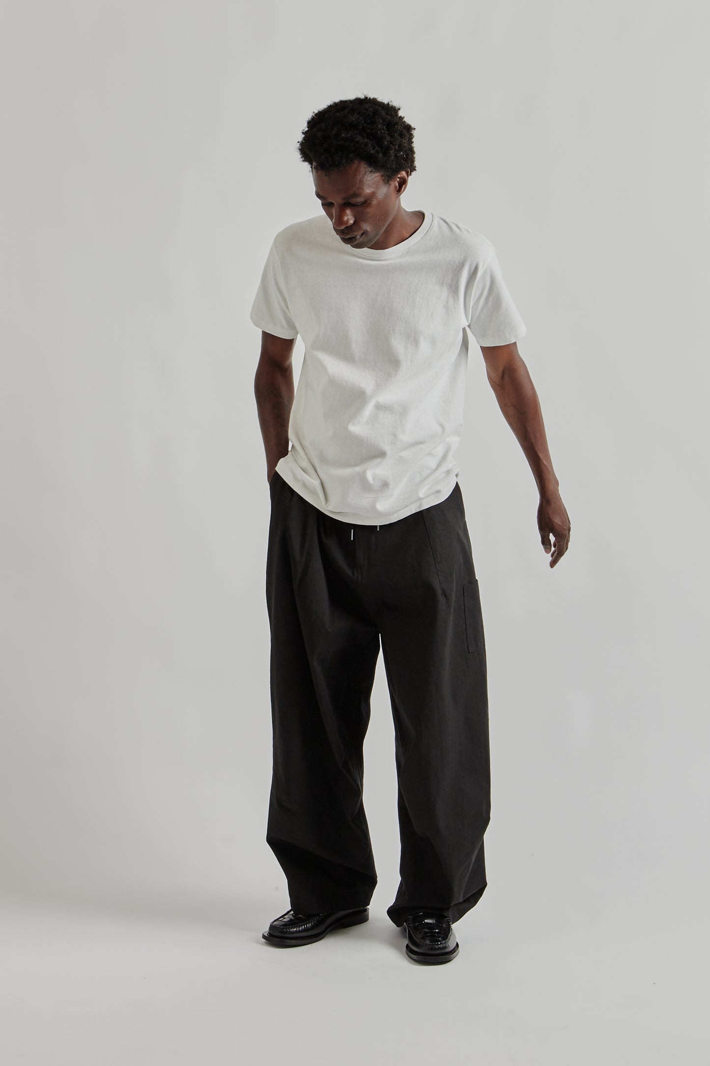 Estudio Niksen FW25 Stopper Balloon Trousers Black 7