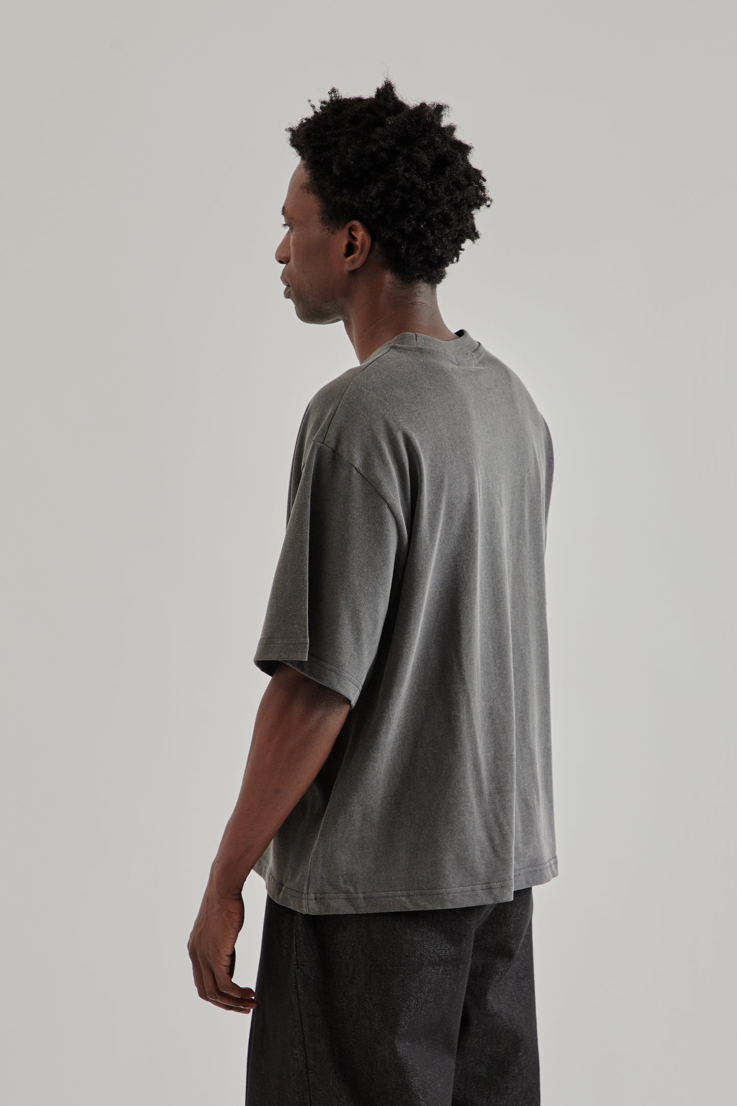 Estudio Niksen FW25 Wallace Boxy Tee7