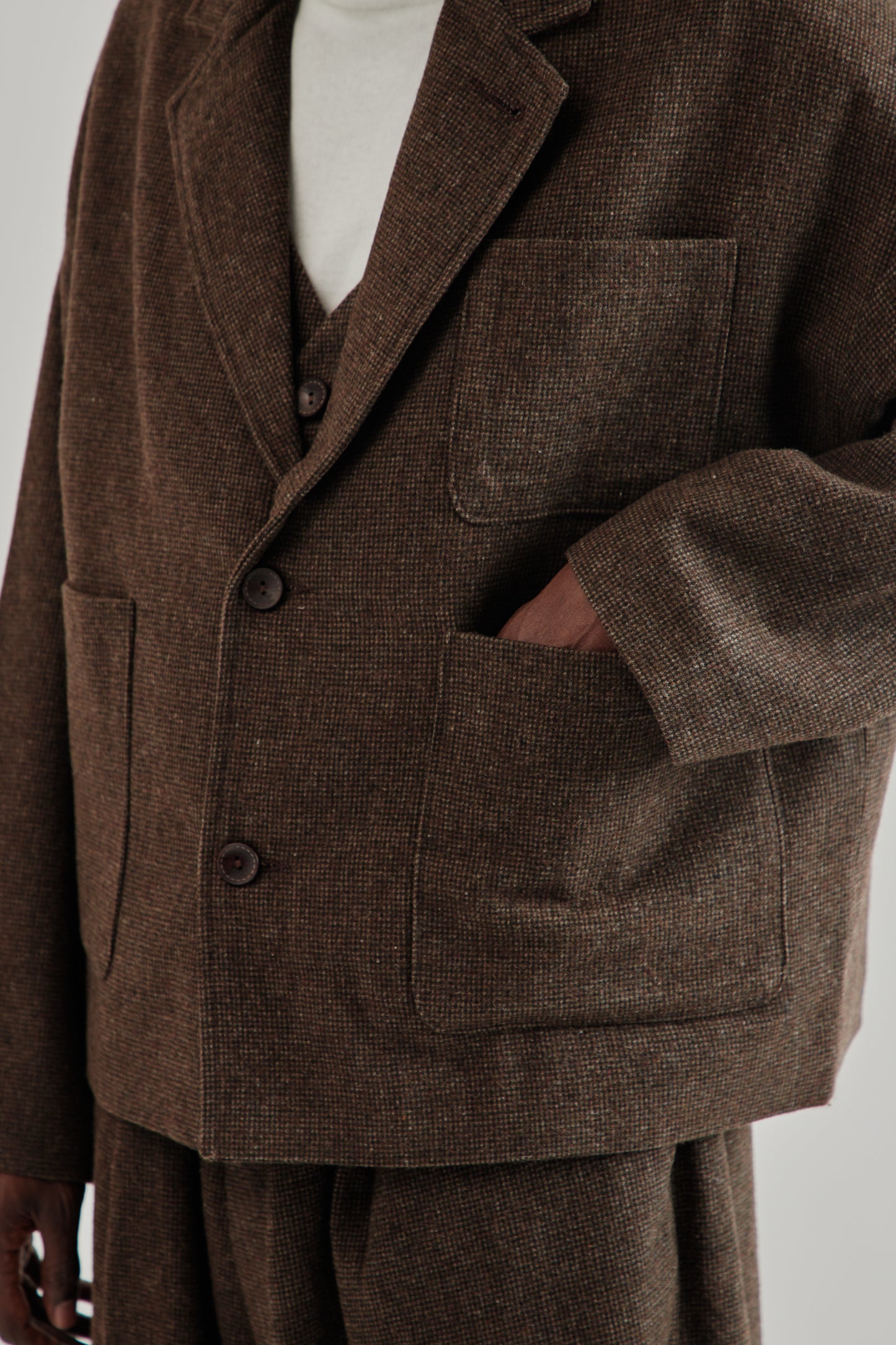 Estudio Niksen FW25 Wool Blazer Jacket Brown9