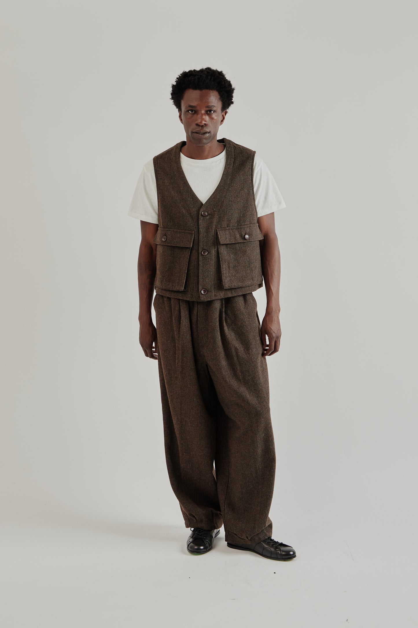 Estudio Niksen FW25 Wool Pocket Vest Brown10