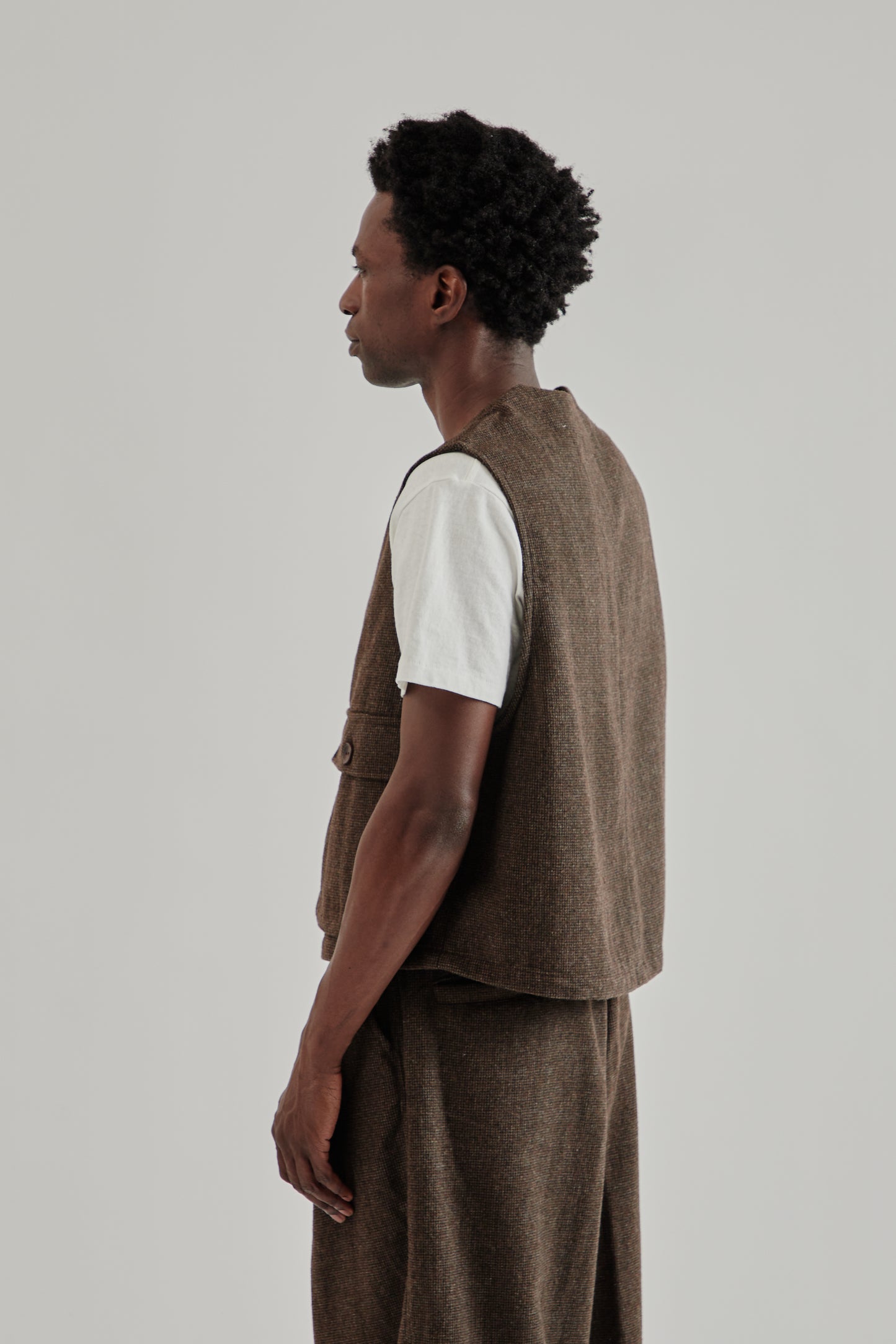 Estudio Niksen FW25 Wool Pocket Vest Brown4