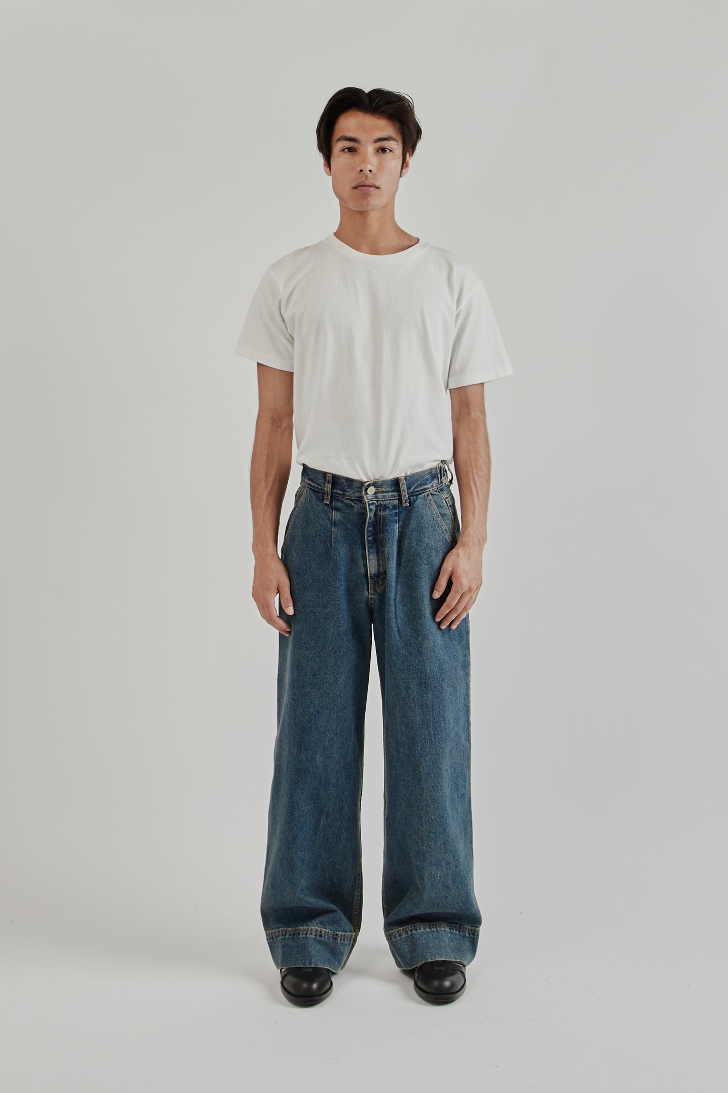 Big Hem Denim Jeans - Blue Wash