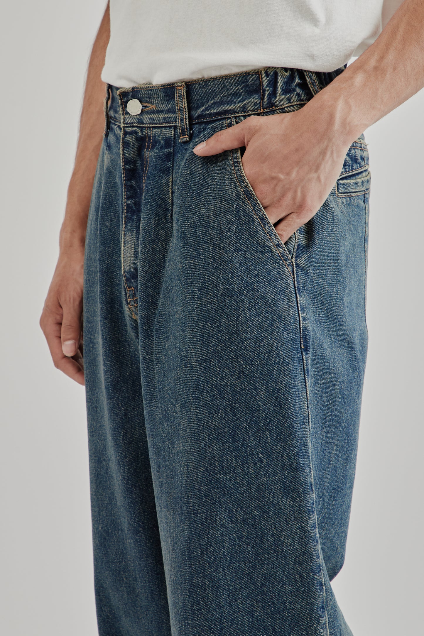 Big Hem Denim Jeans - Blue Wash