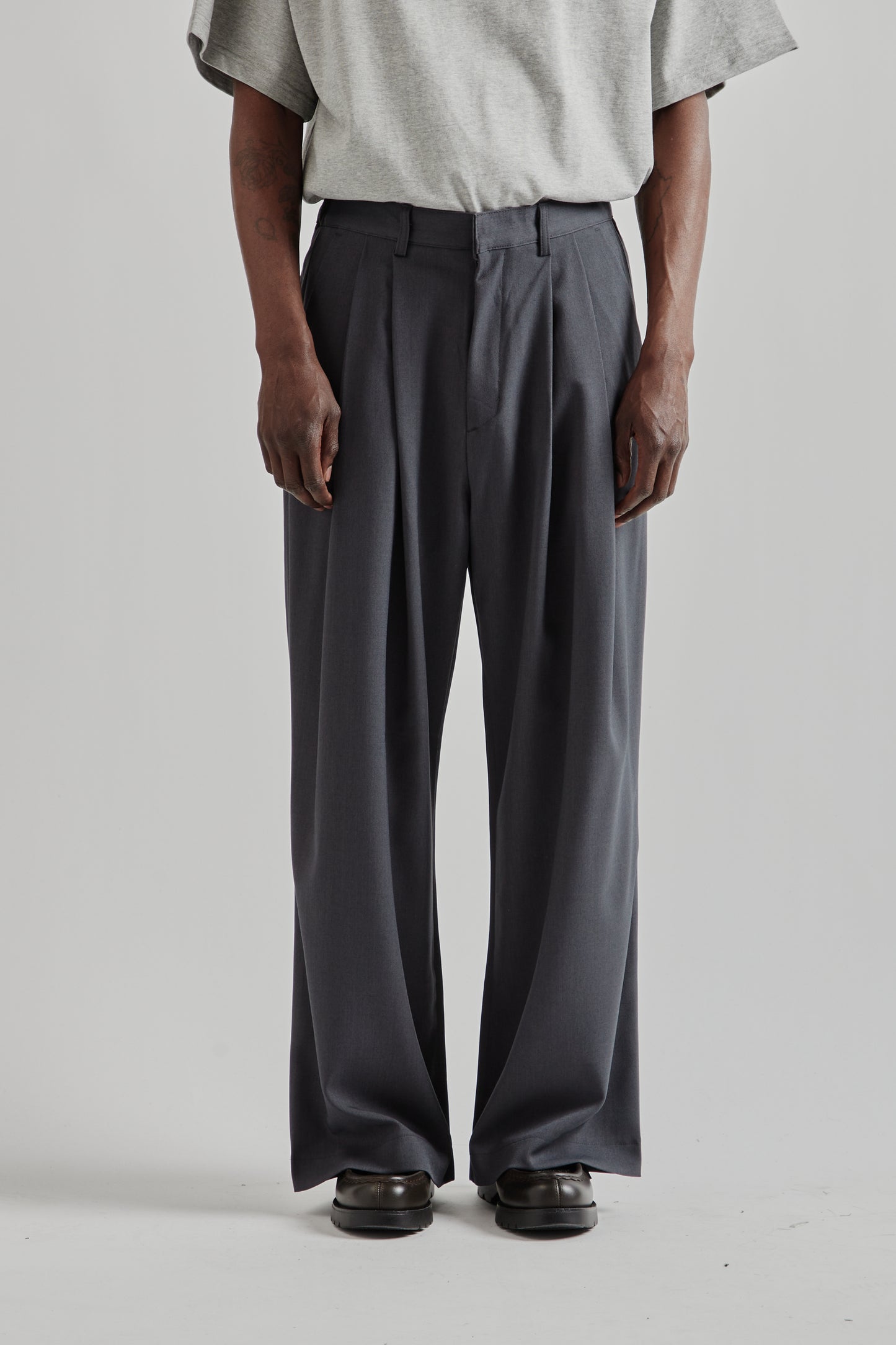 Pintuck Maxi Trousers - Grey