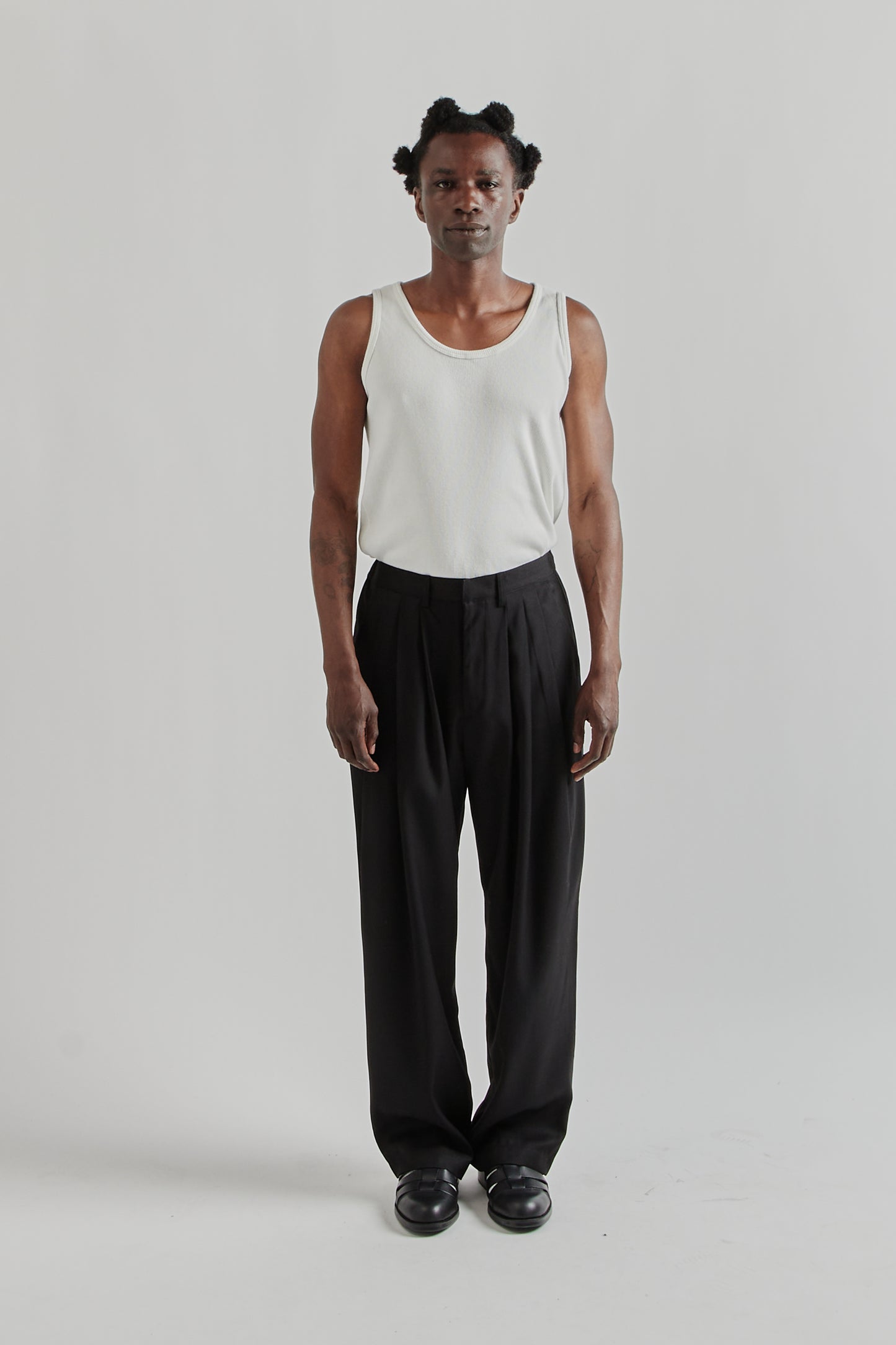 Pintuck Wide Trousers - Black