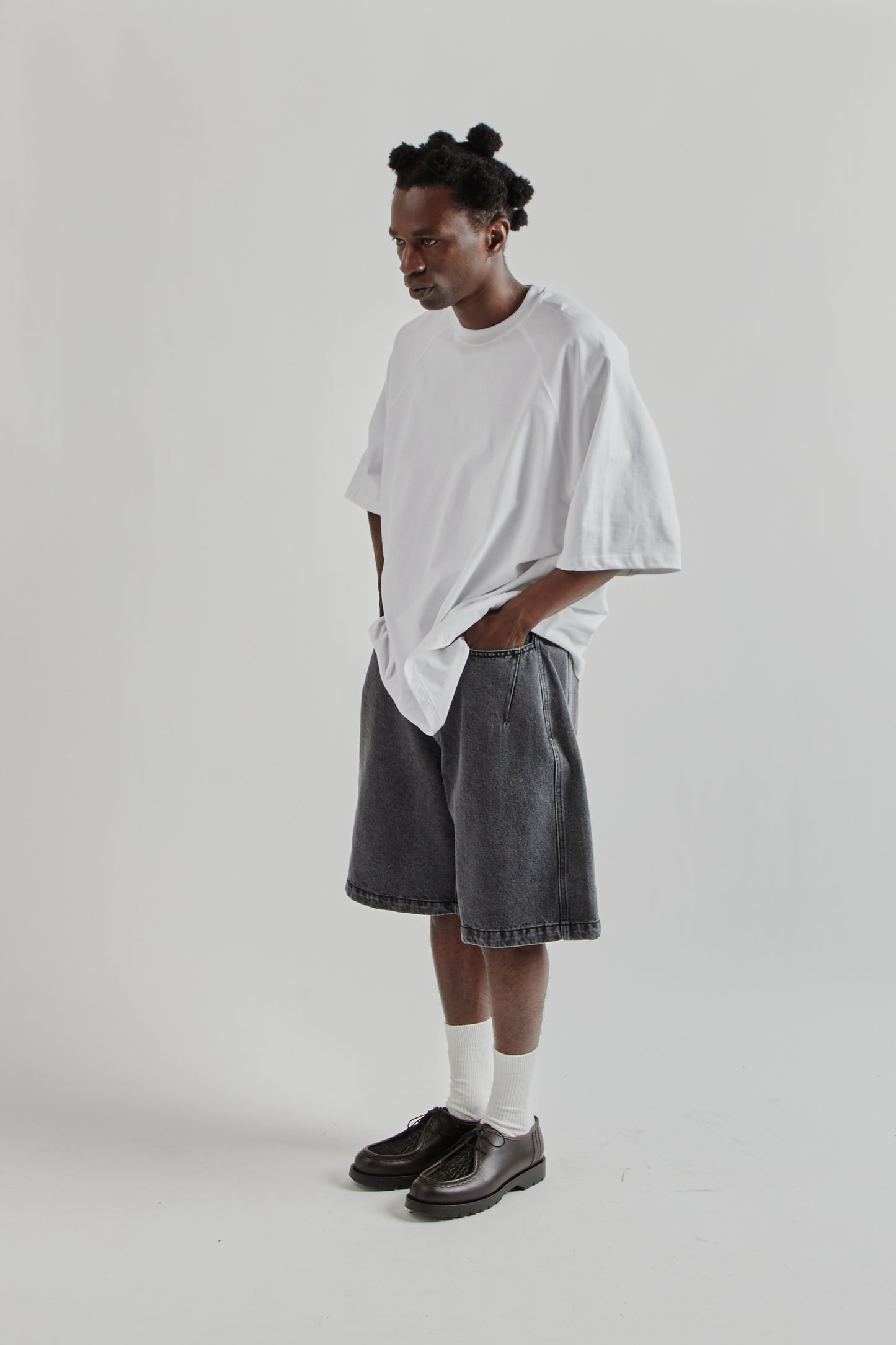 Estudio Niksen SS25 Raglan Big Tee White 9