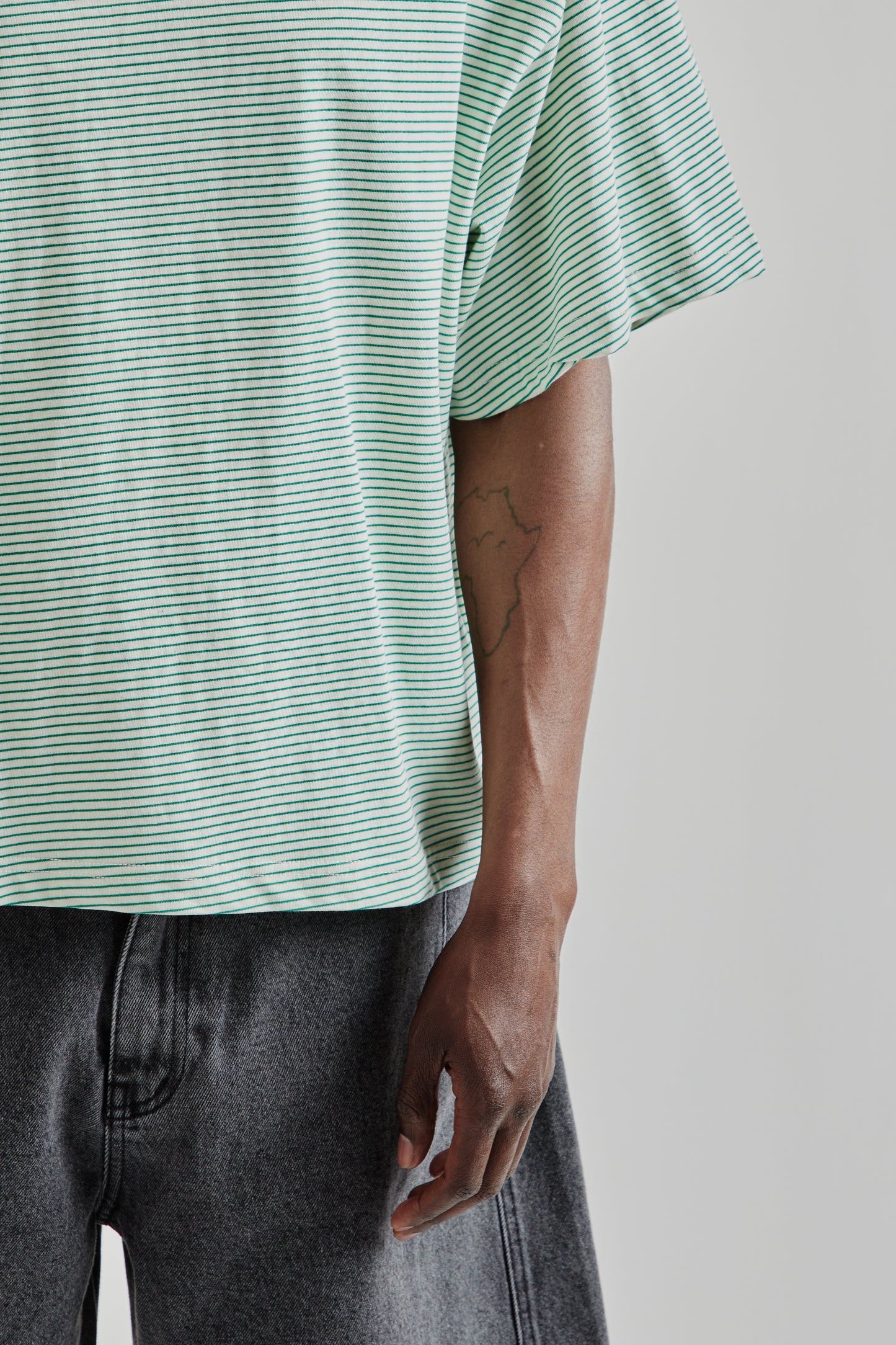 Signature Cropped Tee - Green Stripe