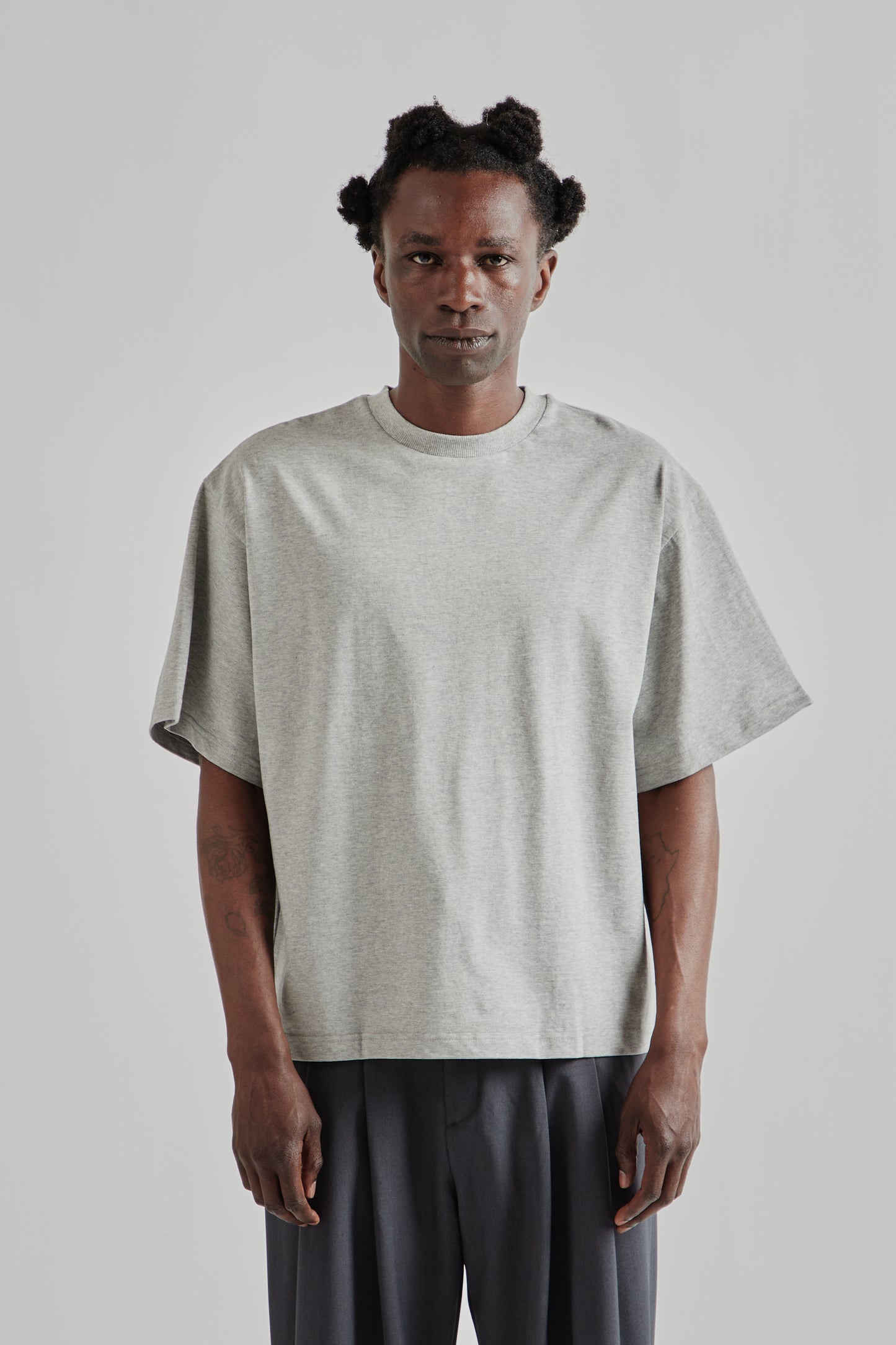 Signature Cropped Tee - Grey