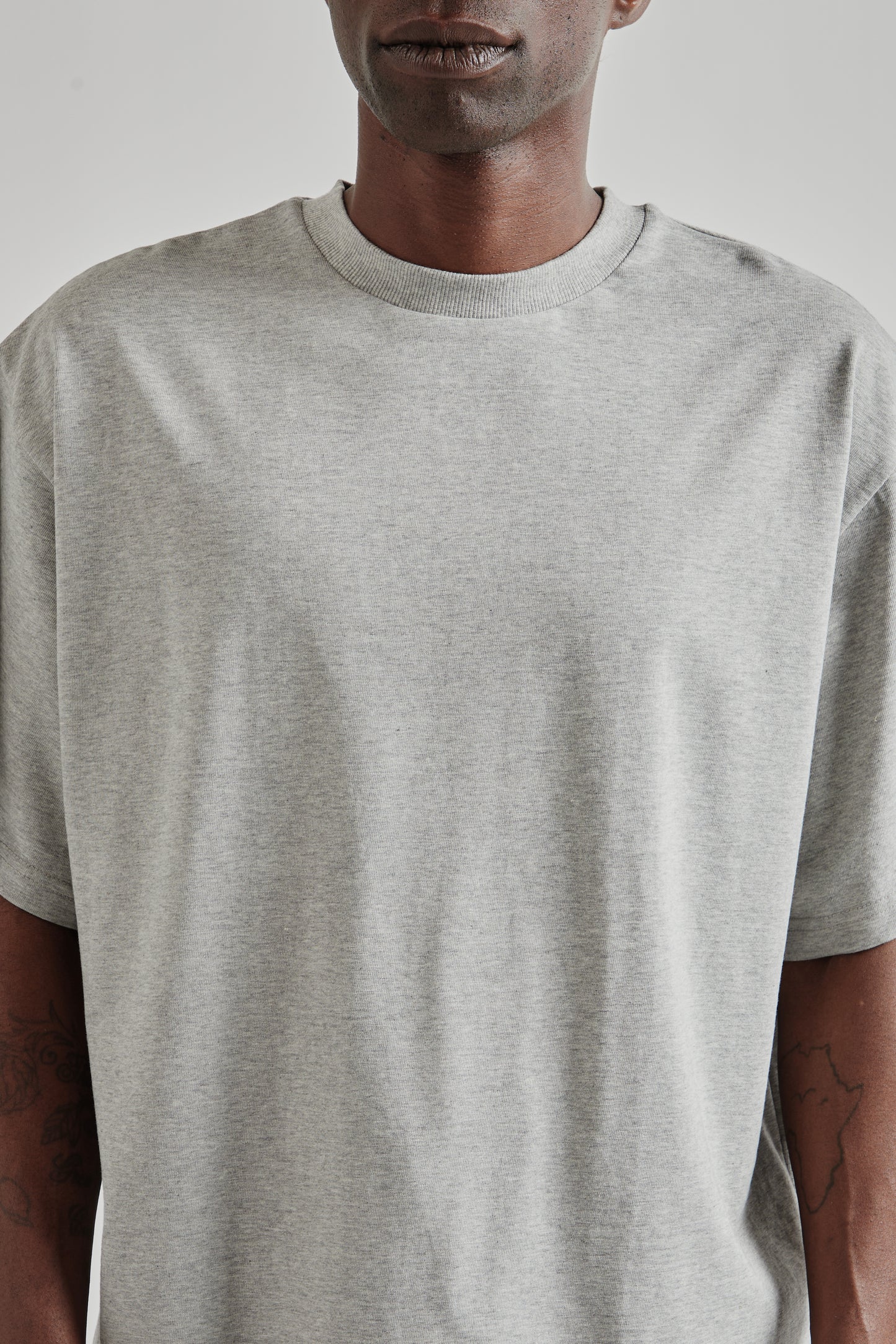 Signature Cropped Tee - Grey