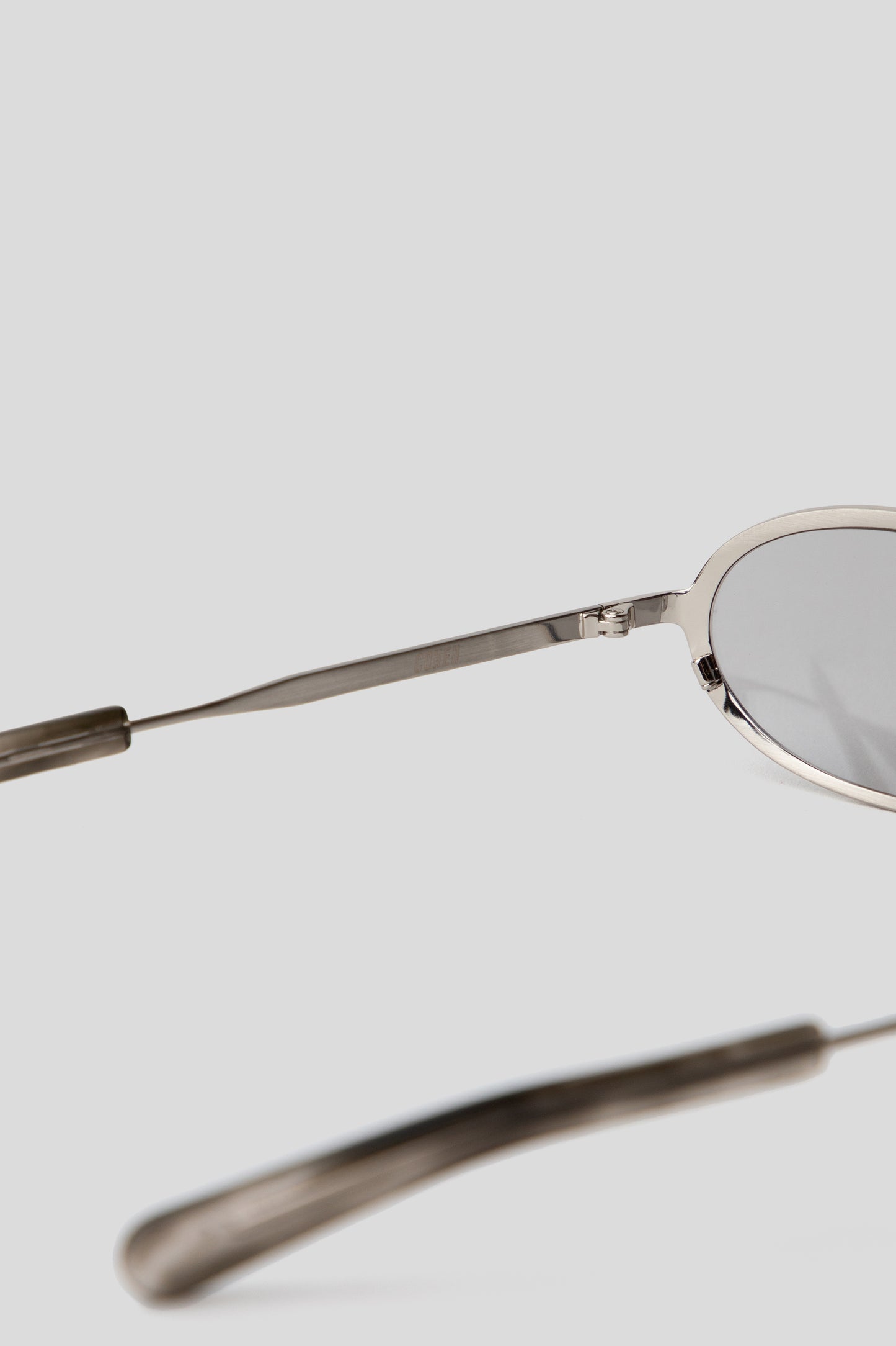 Flastlist Cohen Brusehd Silver Transparent Grey 04