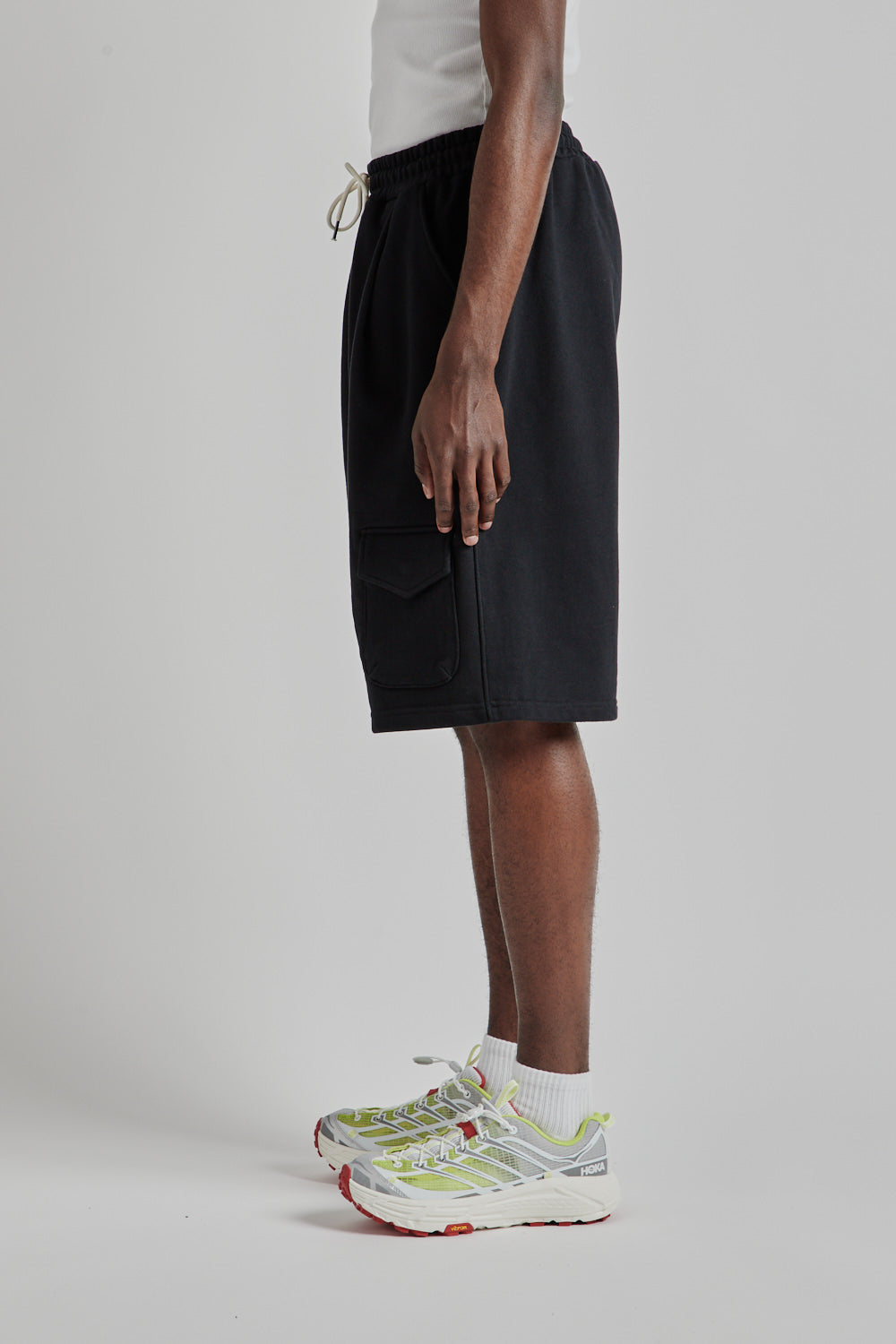 Pouch Pocket Sweat Shirts - Black - Wallace Mercantile Shop