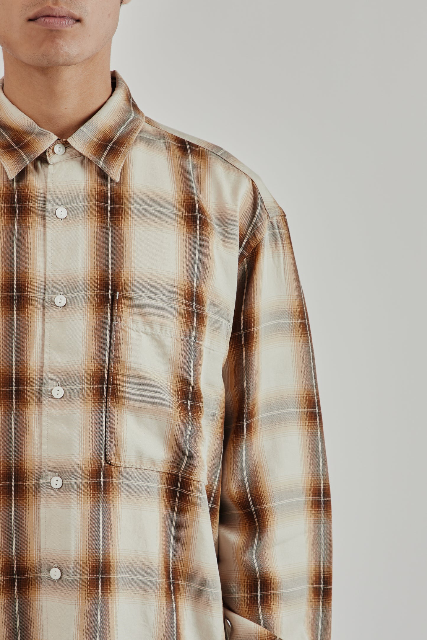 Frizmworks SS25 Lyocell Check Relaxed Shirt Beige 7