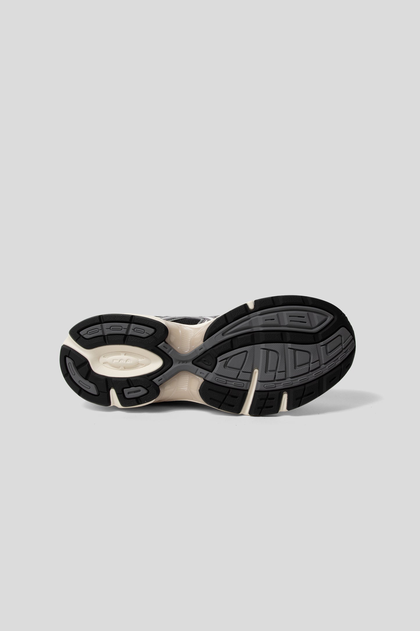 Asics Gel-1130 sneakers in Black and Carbon