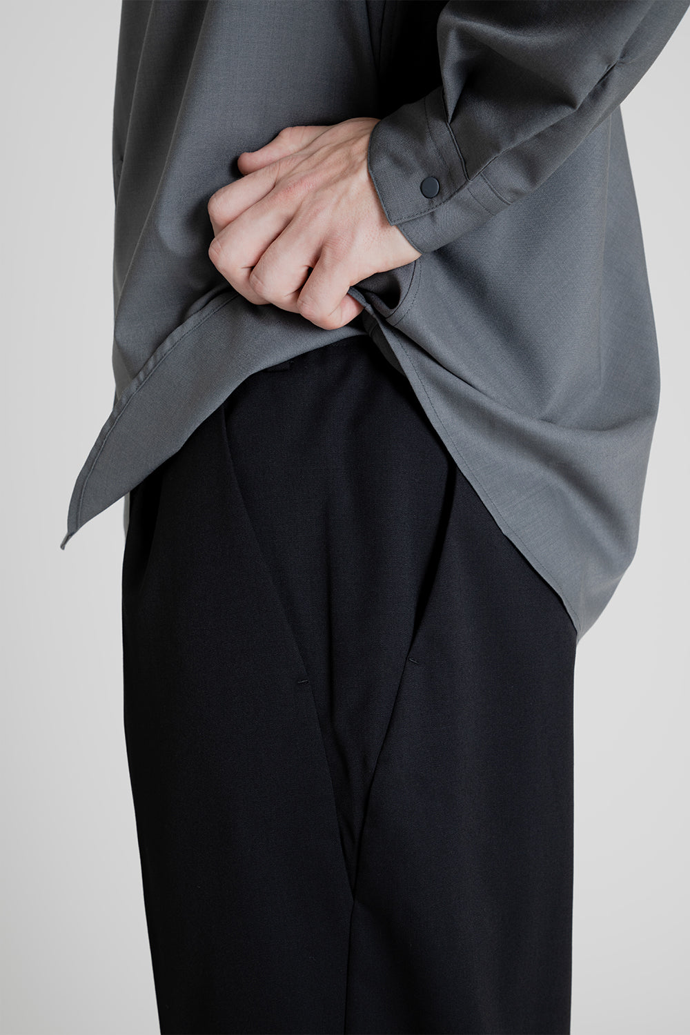 Goldwin One Tuck Wool Pants in Black