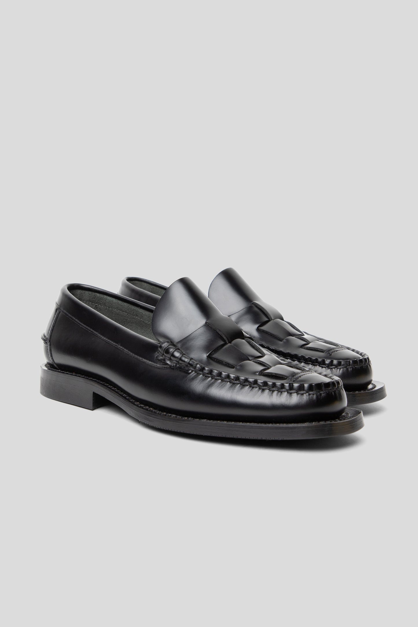 Hereu FW25 Nombela Vibram Loafer Black 03