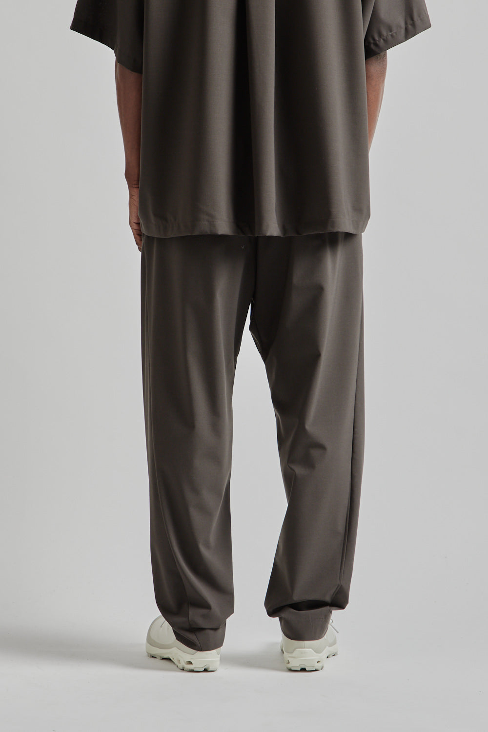 Is-Ness SS25 Gusset Crotch Pants Brown 04