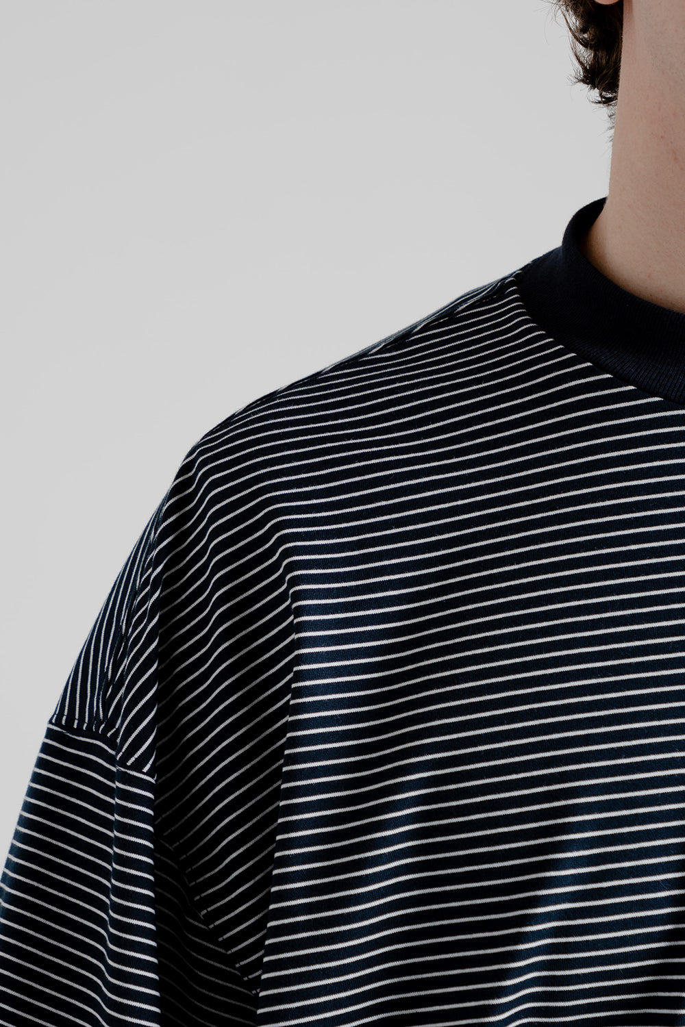 Is-Ness Balloon Border S/S T-Shirts in Navy